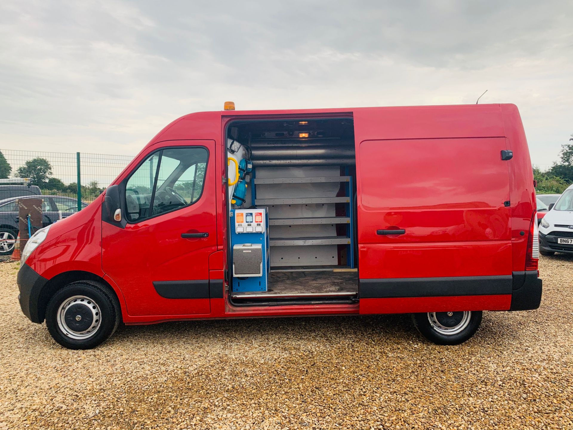 VAUXHALL MOVANO 2.3CDTI MEDIUM WHEEL BASE - 2015 REG - 1 KEEPER - AIR CON - LOW MILES - WOW!!! - Image 13 of 26