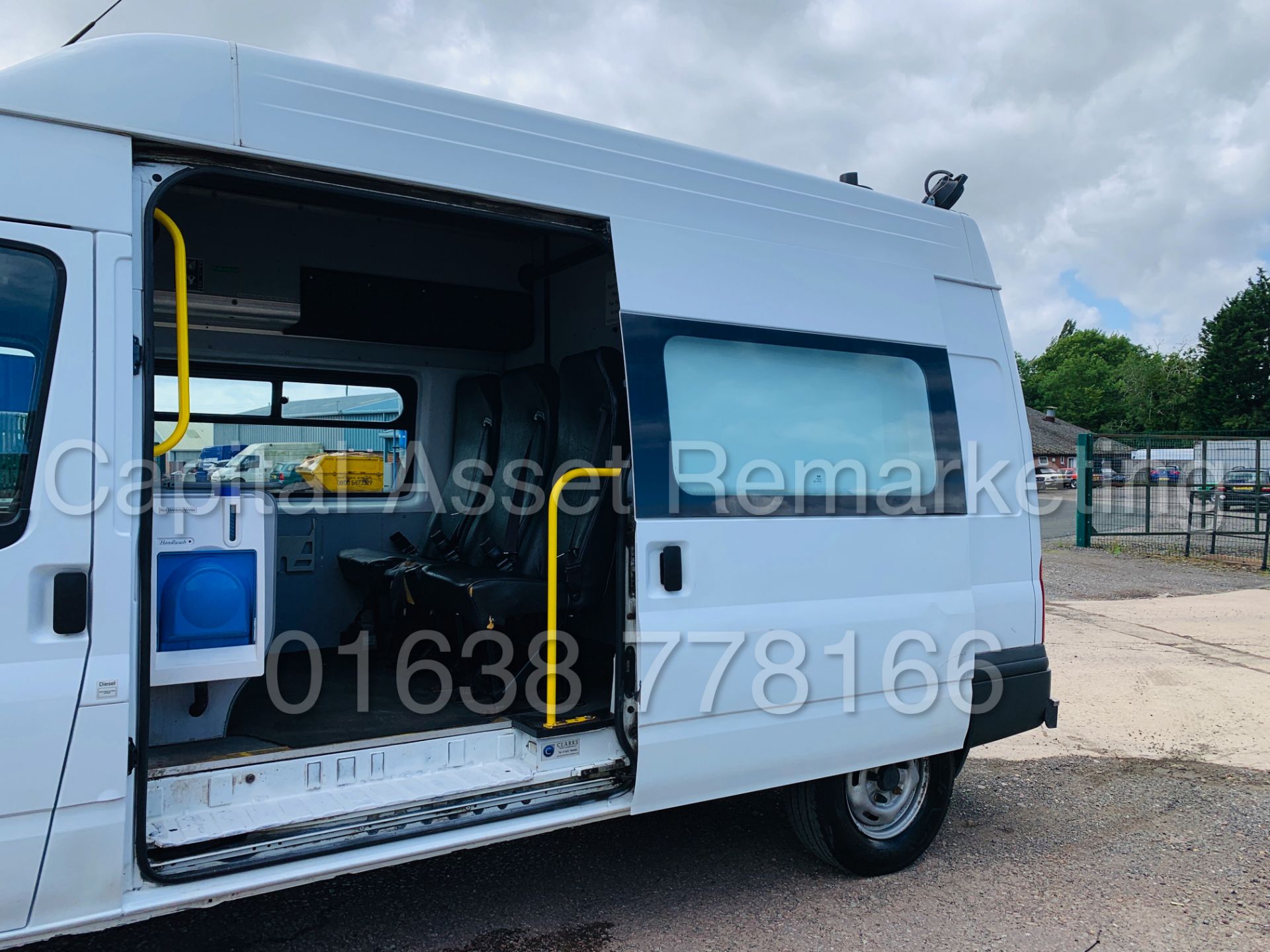 (On Sale) FORD TRANSIT T350L *CLARKS CONVERSION - LWB MESSING UNIT* (2011) '2.4 TDCI' (1 OWNER) - Image 17 of 41