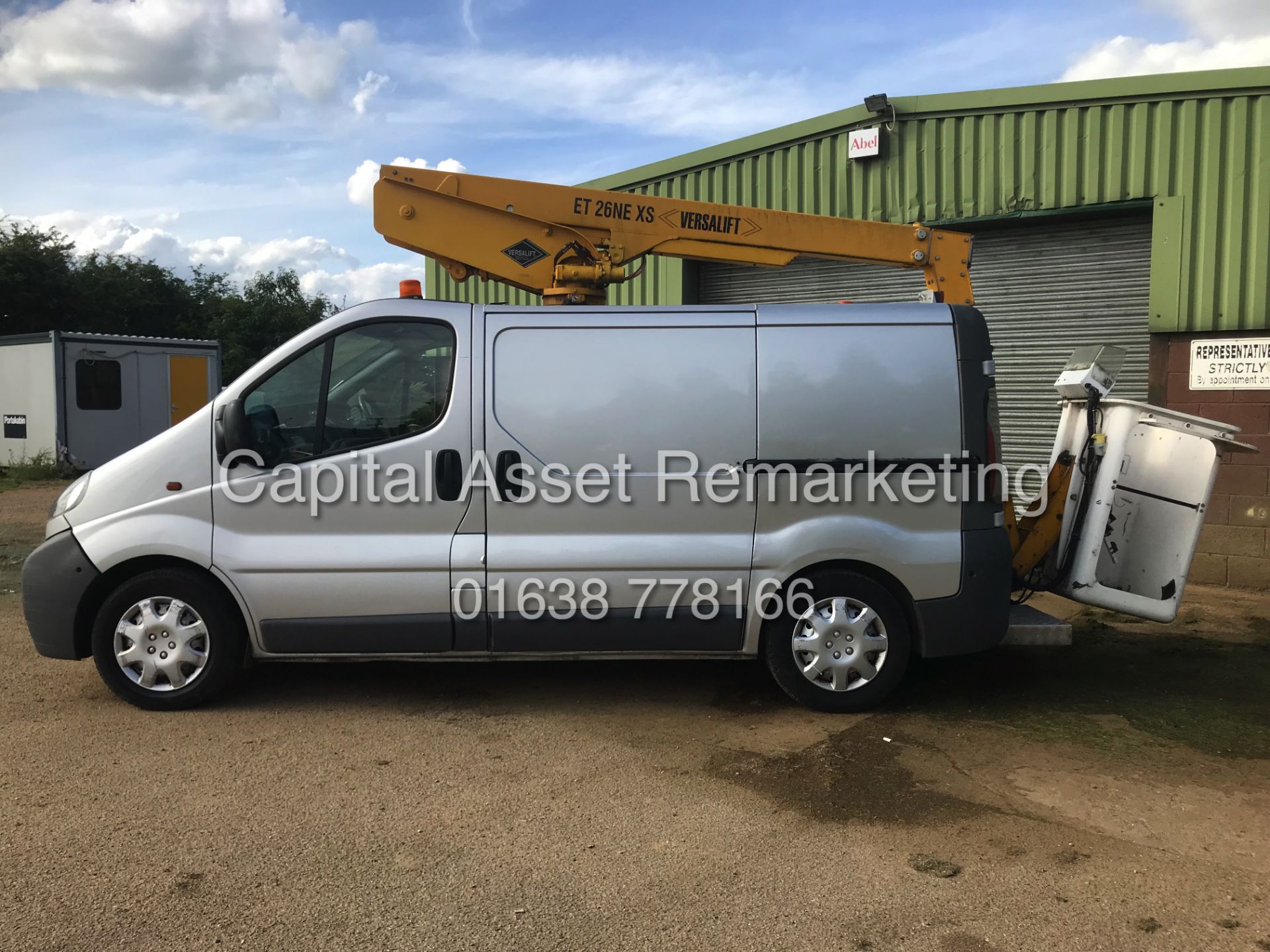 On Sale VAUXHALL VIVARO 1.9DTI 2900 "CHERRY PICKER" ONLY 61,000 MILES WITH HISTORY (05 REG) 6 SPEED - Image 2 of 13