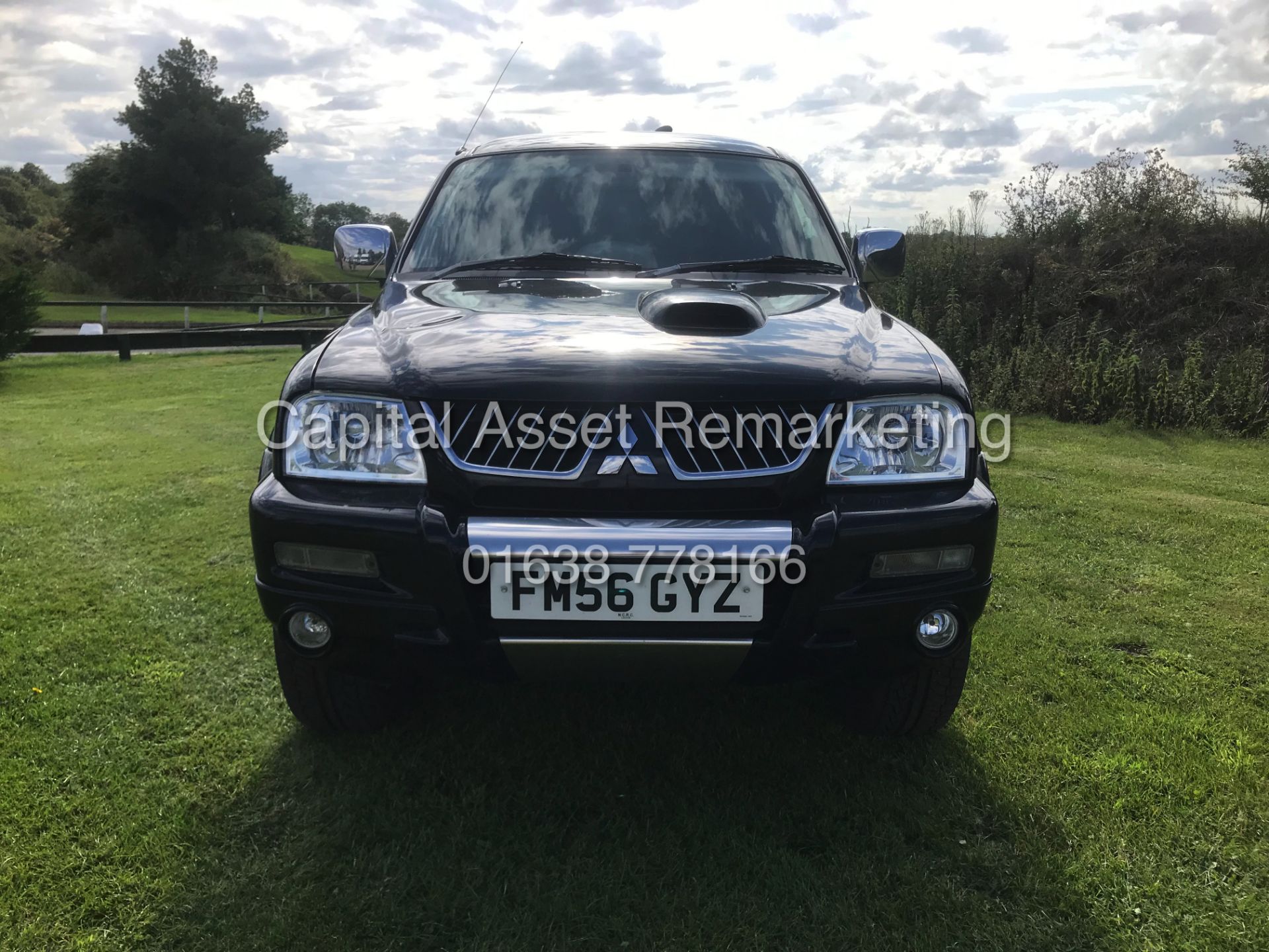 MITSUBISHI L200 2.5DI-D "ANIMAL - BLACK EDITION" D/C PICK-UP (2007) FULL LEATHER -AIR CON *NO VAT* - Image 4 of 28