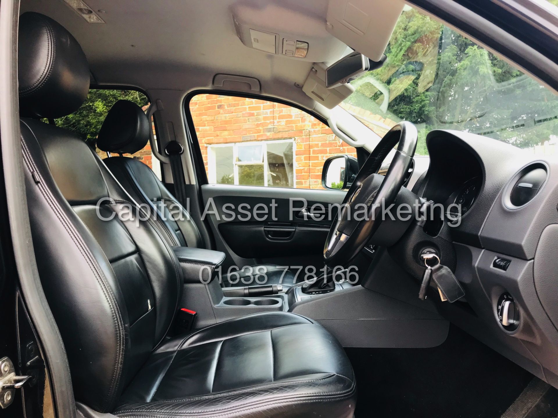 On Sale VOLKSWAGEN AMAROK 2.0TDI DSG "HIGHLINE - BLACK EDITION" D/C 4MOTION (15 REG) LEATHER - NAV - Image 11 of 30