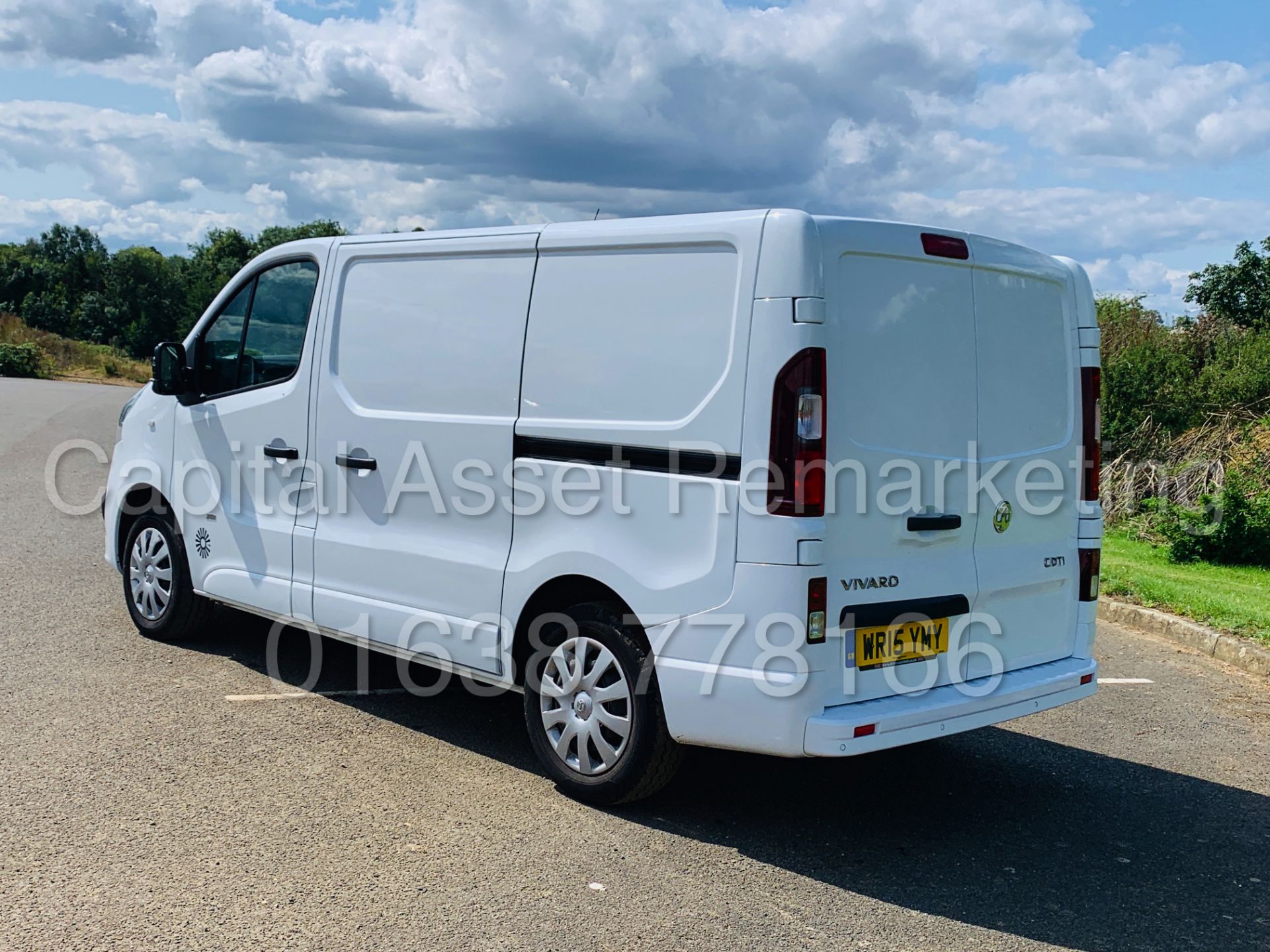 VAUXHALL VIVARO *SPORTIVE* (2015-NEW MODEL) '1.6 CDTI - 115 BHP - 6 SPEED' *A/C* (NO VAT - SAVE 20%) - Image 8 of 33