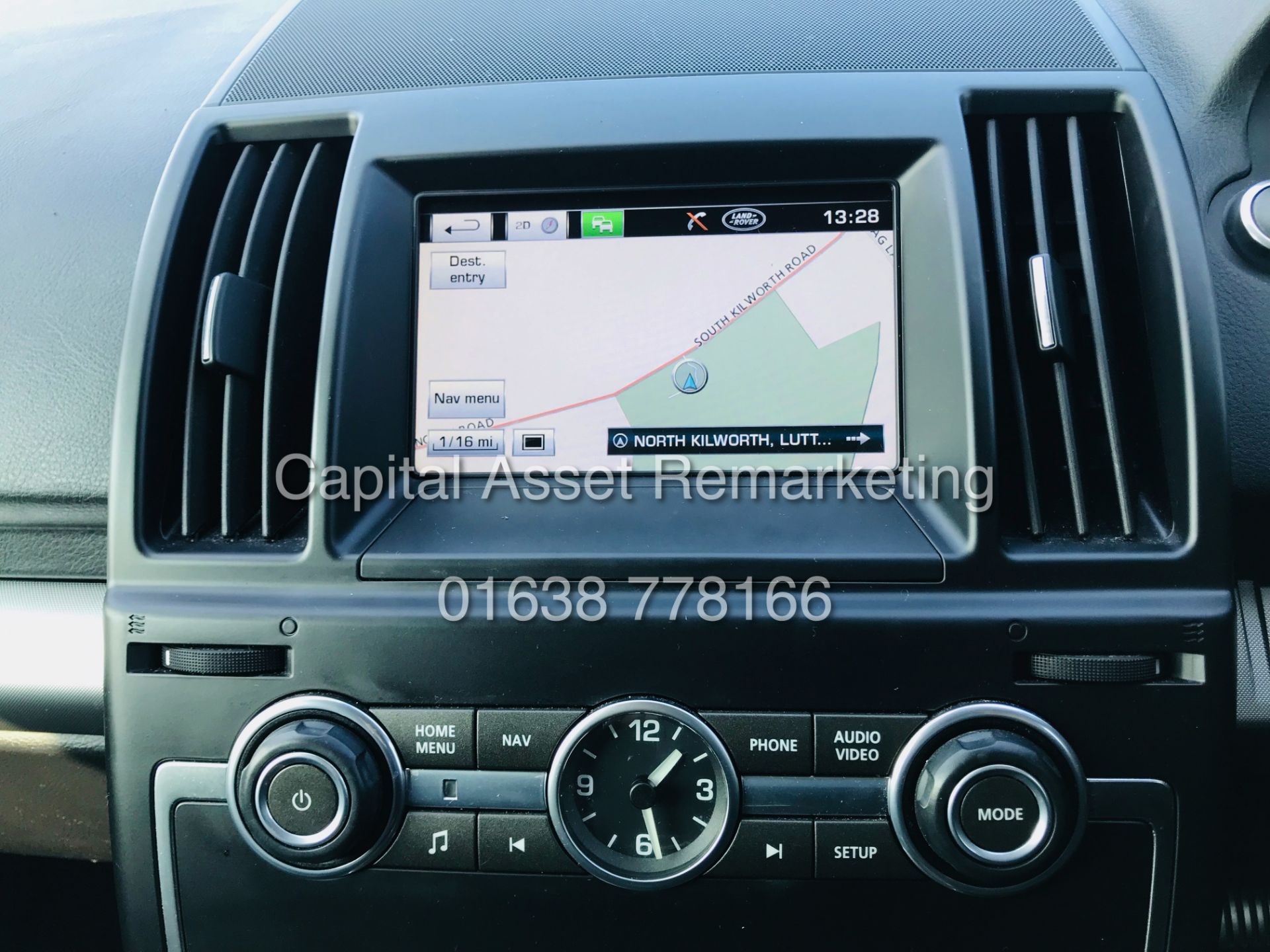 (ON SALE) LANDROVER FREELANDER 2 "XS" TD4 AUTO (13 REG - NEW SHAPE) 1 OWNER-SAT NAV -FULL LEATHER - Bild 19 aus 30