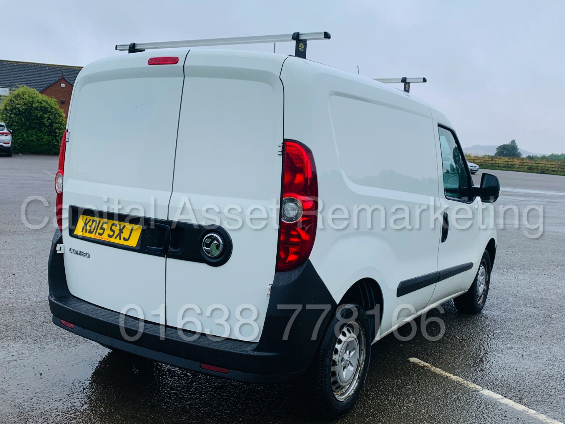 VAUXHALL COMBO 2000 *SWB - PANEL VAN* (2015 - NEW MODEL) 'CDTI - 90 BHP - 5 SPEED' (1 OWNER) - Image 7 of 30