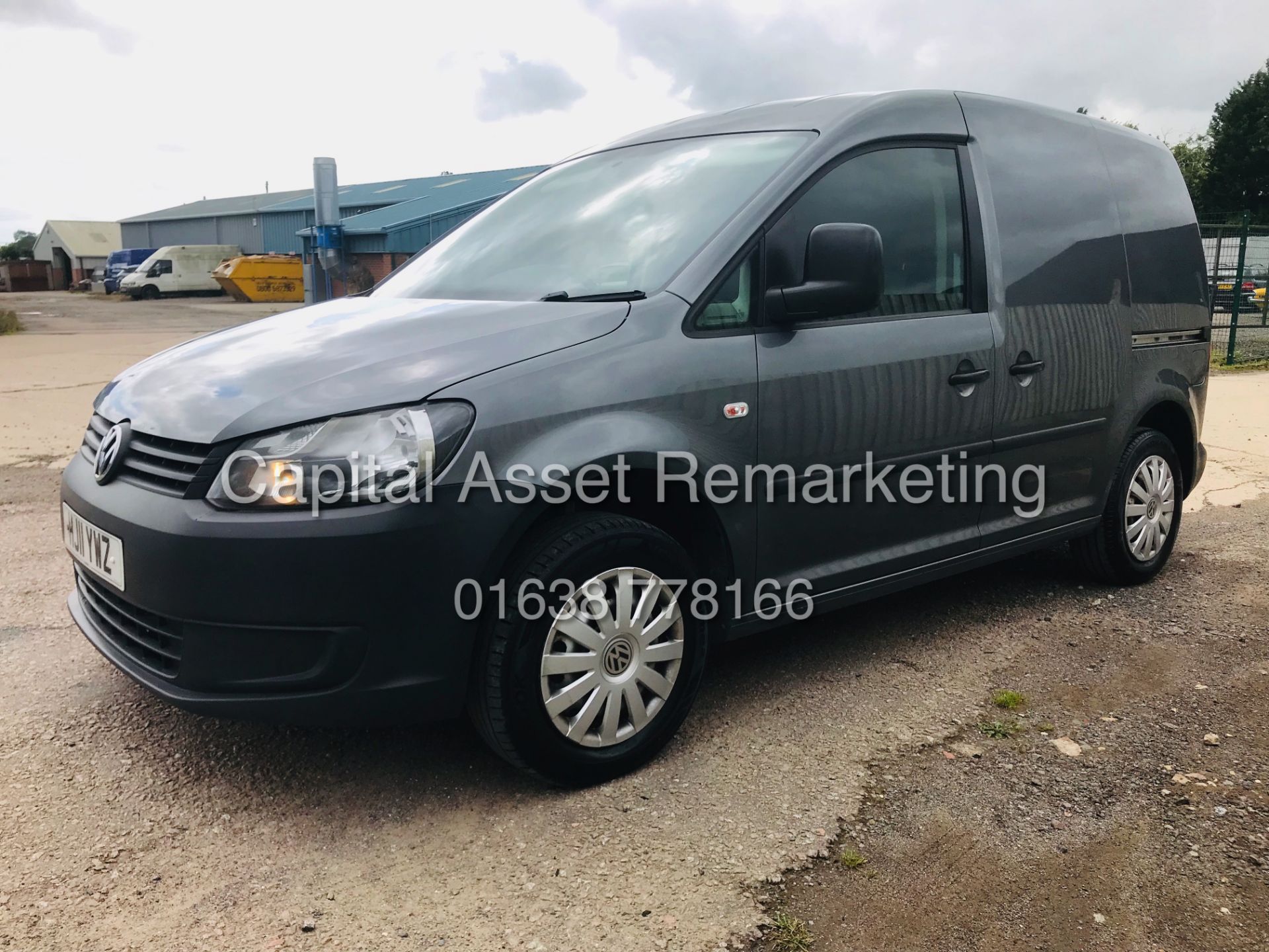 VOLKSWAGEN CADDY 1.6TDI "SPORT STYLE" C20 (11 REG) MET GREY *AIR CON* FULL ELEC PACK - SIDE DOOR - Image 2 of 22