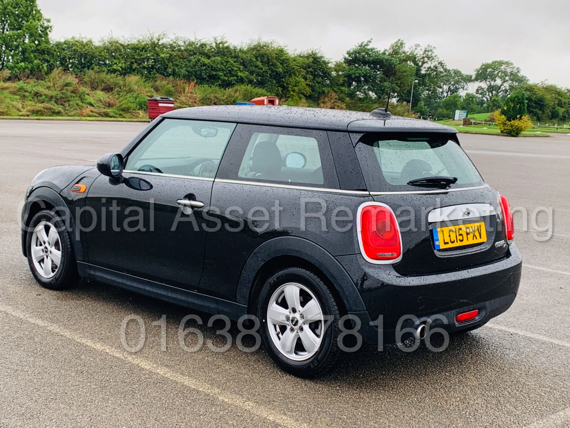 MINI COOPER D *3 DOOR HATCHBACK* (2015 - NEW MODEL) '1.5 DIESEL - 115 BHP - 6 SPEED' *KEYLESS START* - Image 8 of 41