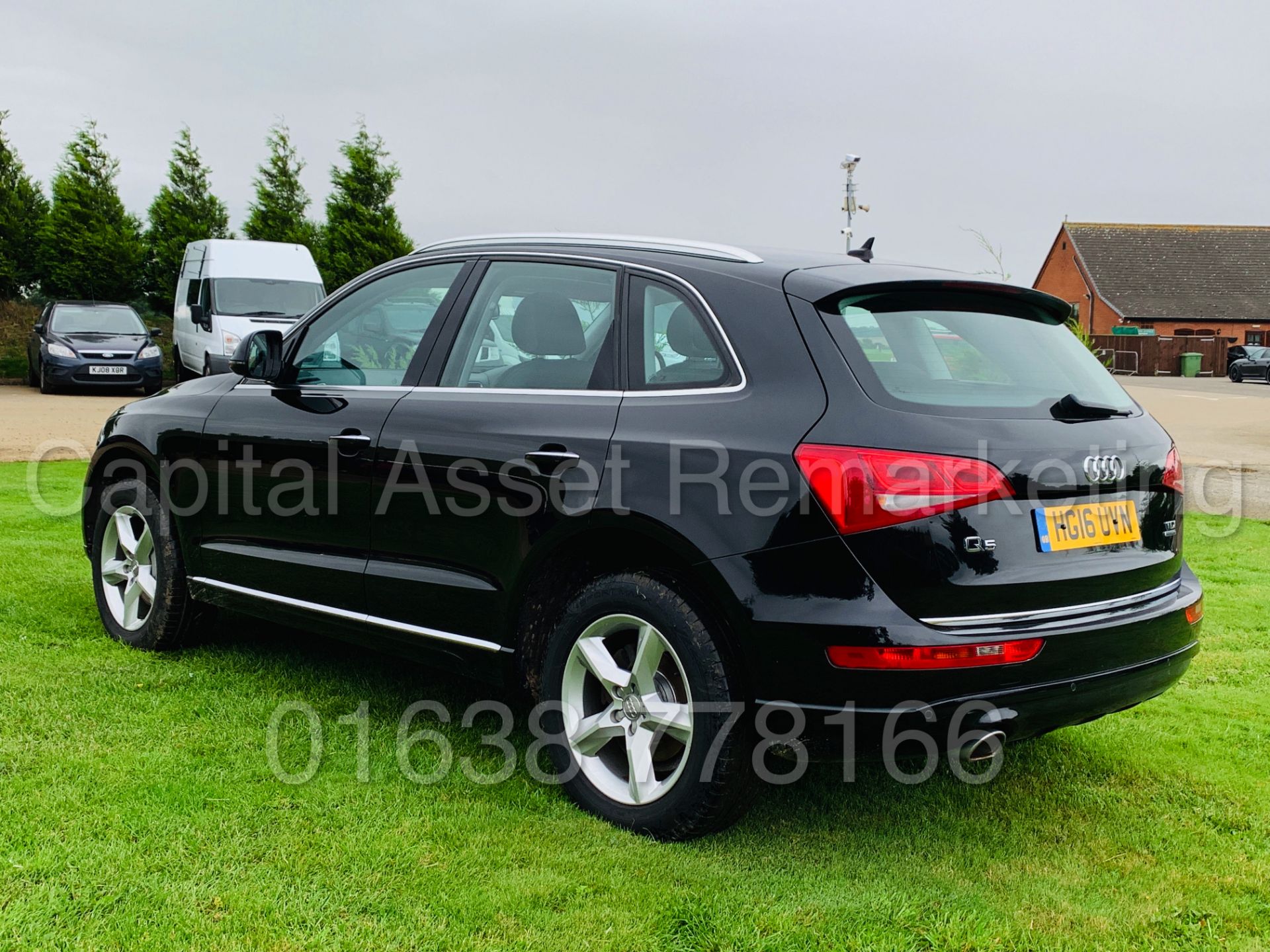 AUDI Q5 *QUATTRO EDITION* 5 DOOR SUV (2016) '2.0 TDI - 150 BHP - 6 SPEED' **SAT NAV** (1 OWNER) - Image 8 of 49