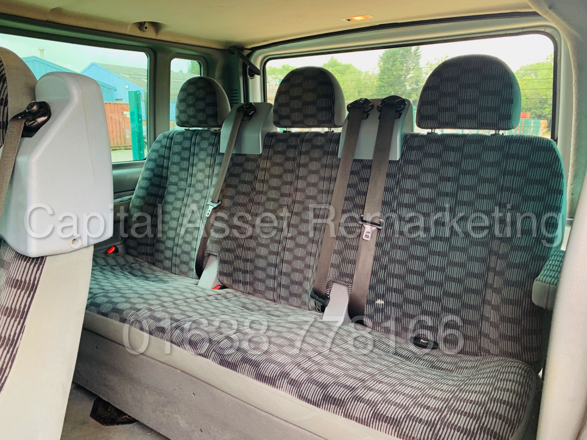 FORD TRANSIT 'TOURNEO - 9 SEATER BUS' *LIMITED* (2010) '2.2 TDCI - 115 BHP - 6 SPEED' **AIR CON** - Image 23 of 43