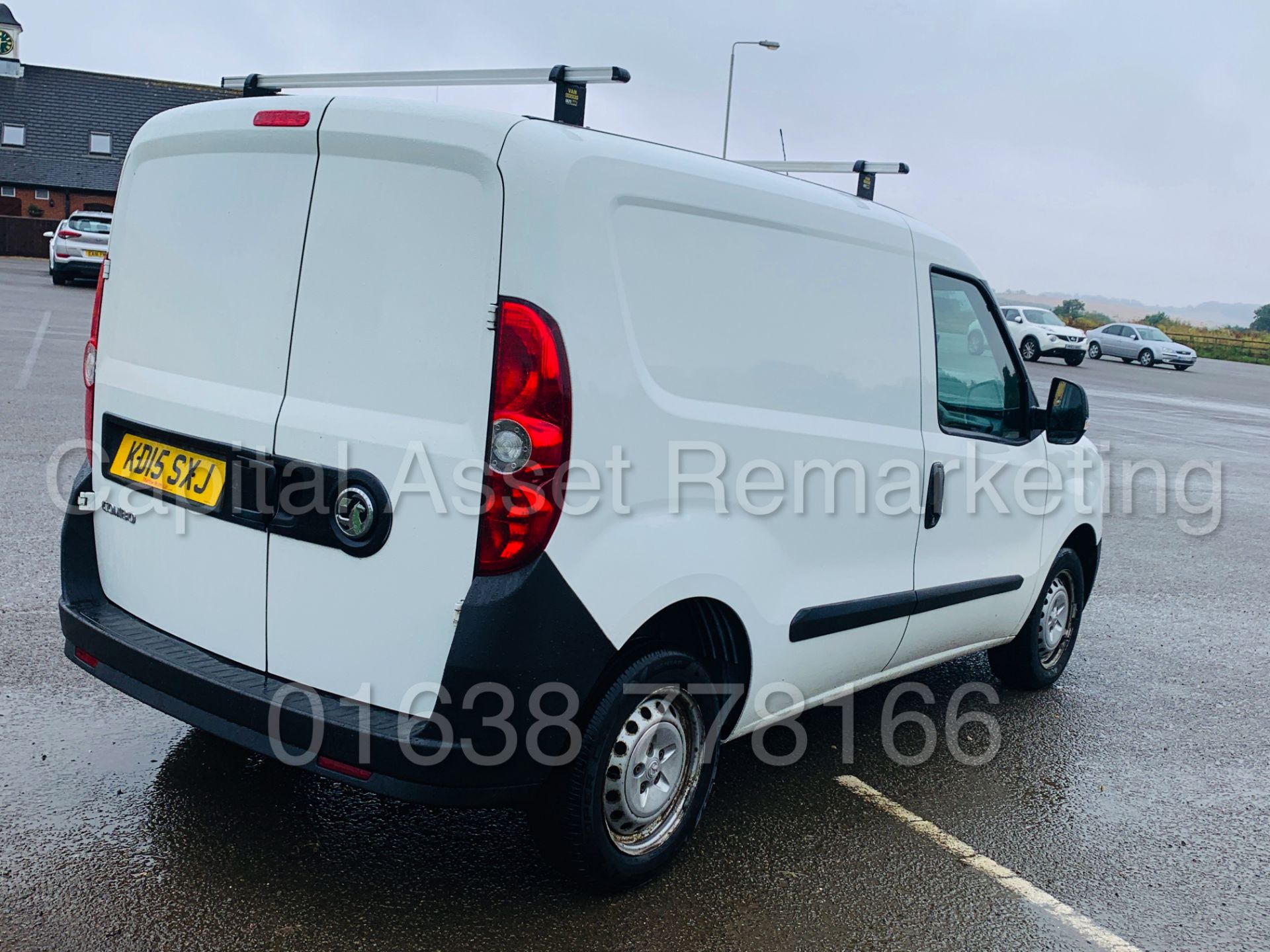 VAUXHALL COMBO 2000 *SWB - PANEL VAN* (2015 - NEW MODEL) 'CDTI - 90 BHP - 5 SPEED' (1 OWNER) - Image 8 of 30