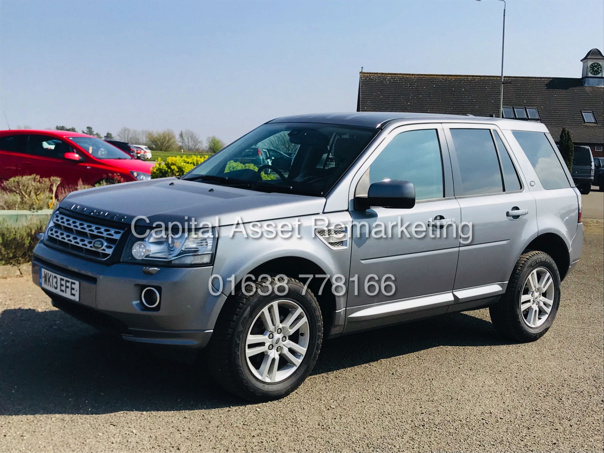 (ON SALE) LANDROVER FREELANDER 2 "XS" TD4 AUTO (13 REG - NEW SHAPE) 1 OWNER-SAT NAV -FULL LEATHER - Bild 2 aus 30