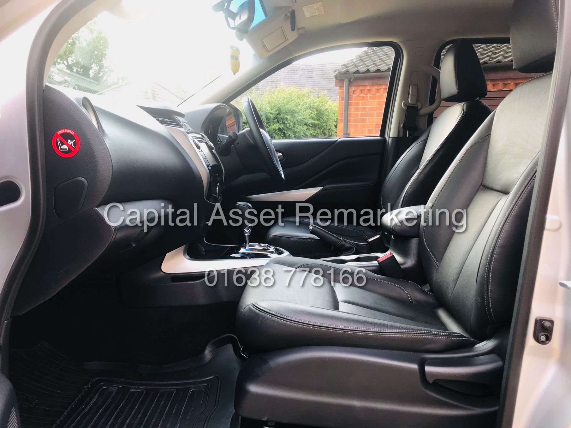 (ON SALE) NISSAN NAVARA "TEKNA" 2.3DCI AUTO (2018 MODEL) 1 OWNER *FULLY LOADED* SAT NAV - LEATHER - Image 19 of 33