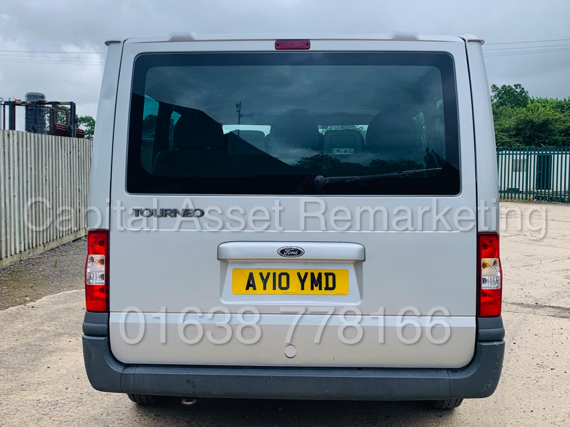 FORD TRANSIT 'TOURNEO - 9 SEATER BUS' *LIMITED* (2010) '2.2 TDCI - 115 BHP - 6 SPEED' **AIR CON** - Image 9 of 43
