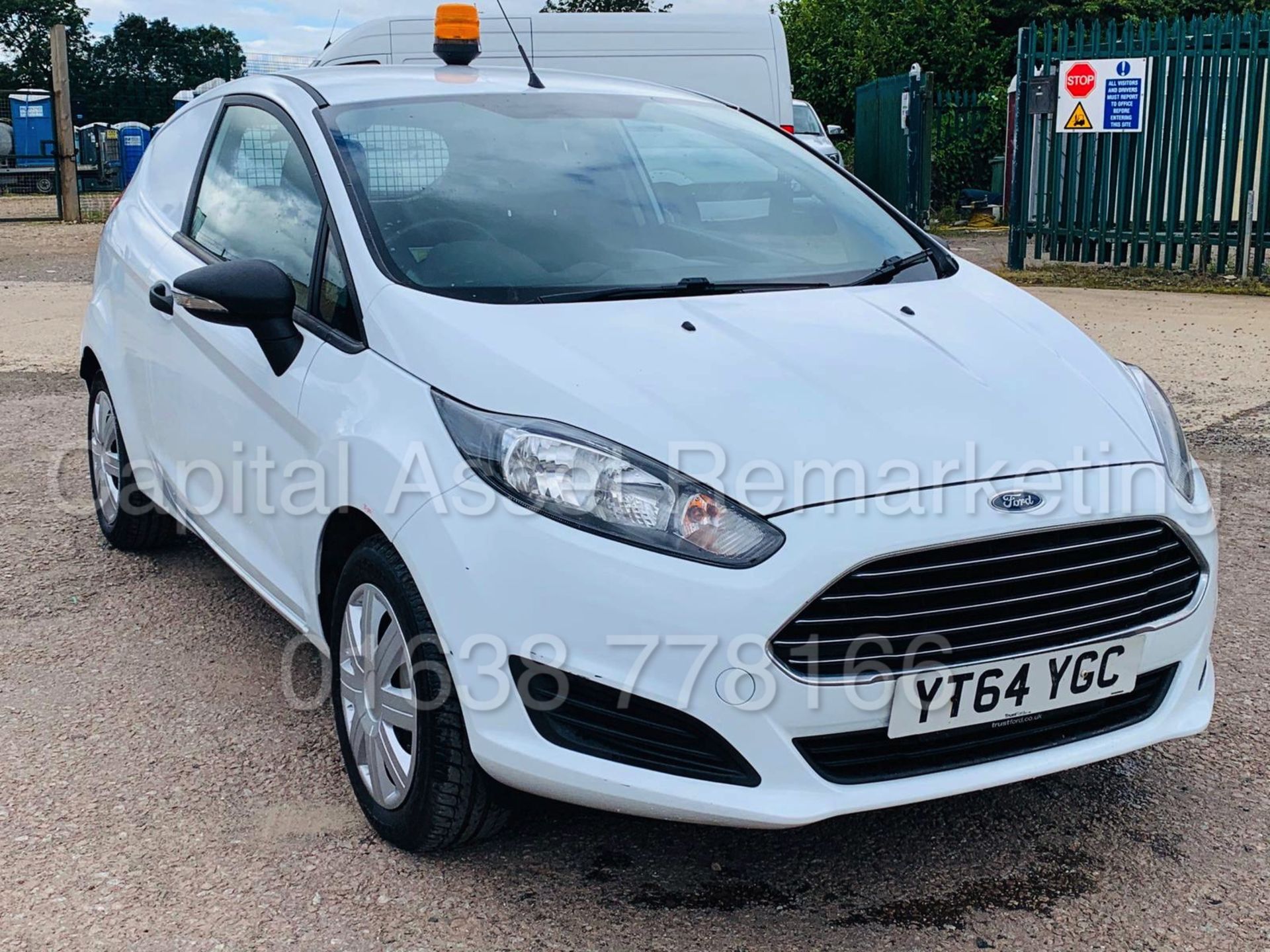 FORD FIESTA *LCV - PANEL VAN* (2015 MODEL) '1.5 TDCI - 75 BHP - 5 SPEED' (50 MPG+) *LOW MILES* - Image 11 of 29