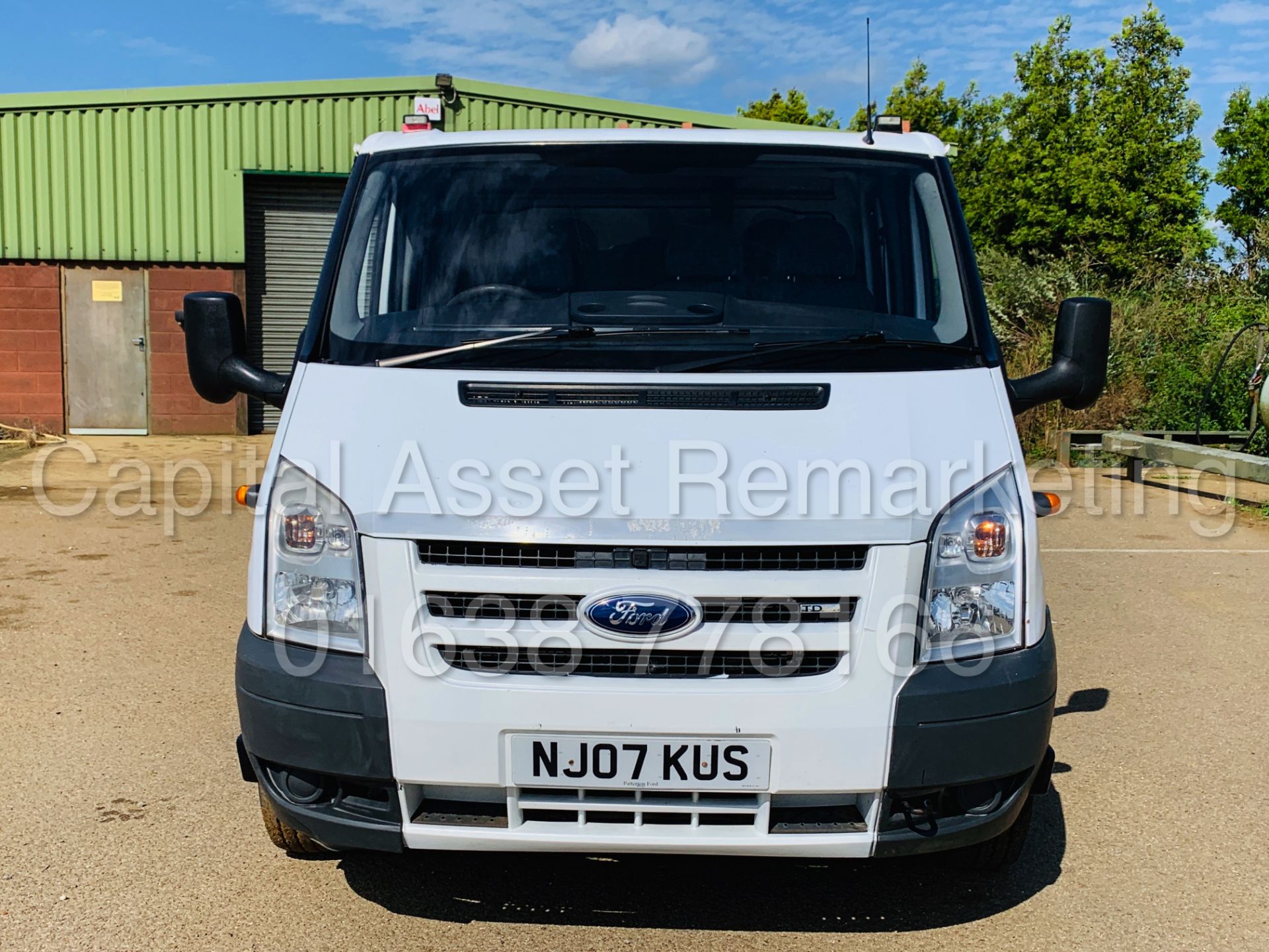 FORD TRANSIT 100 T350L RWD *6 SEATER D/CAB TIPPER* (2007) '2.4 TDCI - 100 BHP - 5 SPEED' (NO VAT) - Image 8 of 39