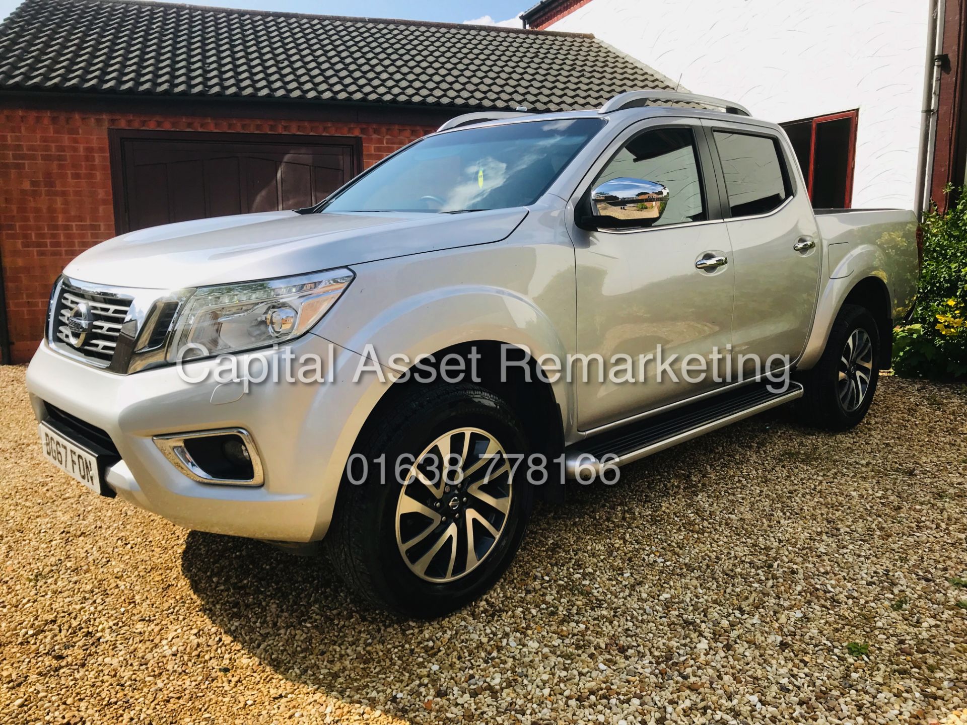 (ON SALE) NISSAN NAVARA "TEKNA" 2.3DCI AUTO (2018 MODEL) 1 OWNER *FULLY LOADED* SAT NAV - LEATHER - Image 2 of 33