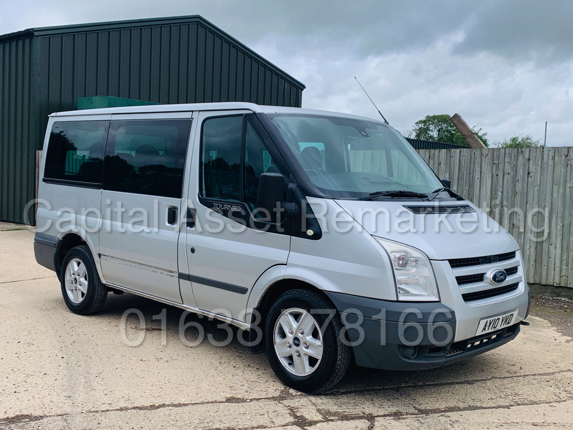 FORD TRANSIT 'TOURNEO - 9 SEATER BUS' *LIMITED* (2010) '2.2 TDCI - 115 BHP - 6 SPEED' **AIR CON**