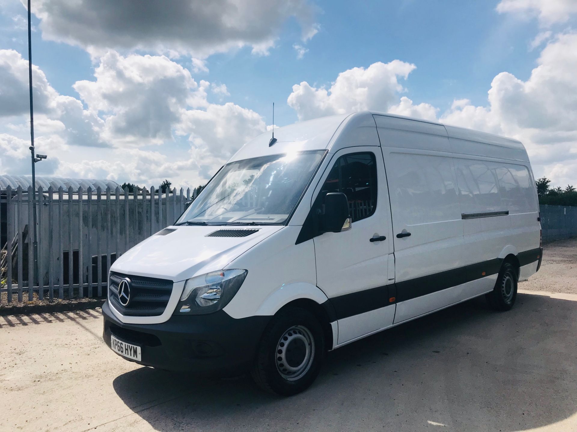 MERCEDES SPRINTER 314CDI BLUE EFFICIENCY 'LWB" EURO 6 - 2017 MODEL - 1 OWNER - UNDER WARRANTY!!! - Bild 5 aus 17