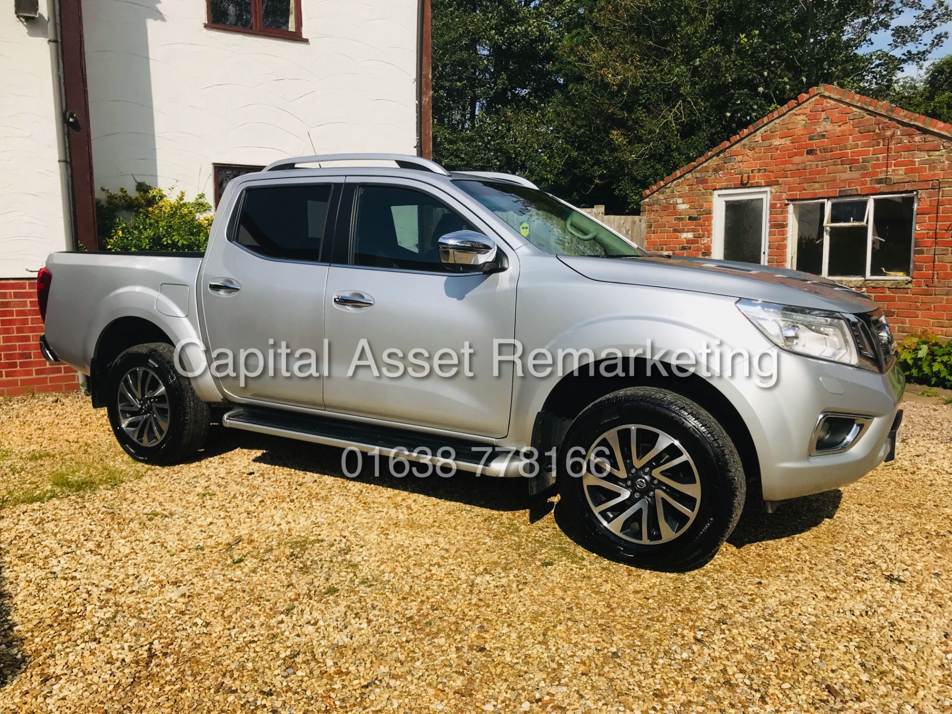 (ON SALE) NISSAN NAVARA "TEKNA" 2.3DCI AUTO (2018 MODEL) 1 OWNER *FULLY LOADED* SAT NAV - LEATHER - Image 7 of 33