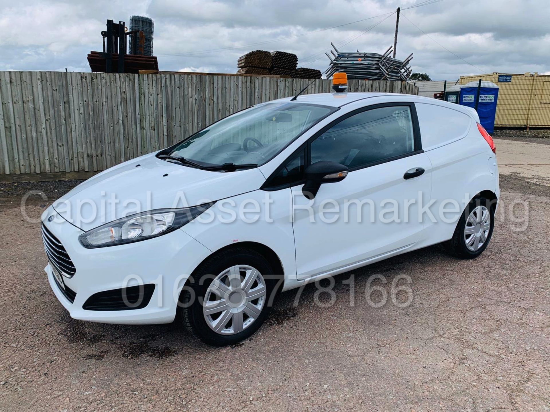 FORD FIESTA *LCV - PANEL VAN* (2015 MODEL) '1.5 TDCI - 75 BHP - 5 SPEED' (50 MPG+) *LOW MILES*