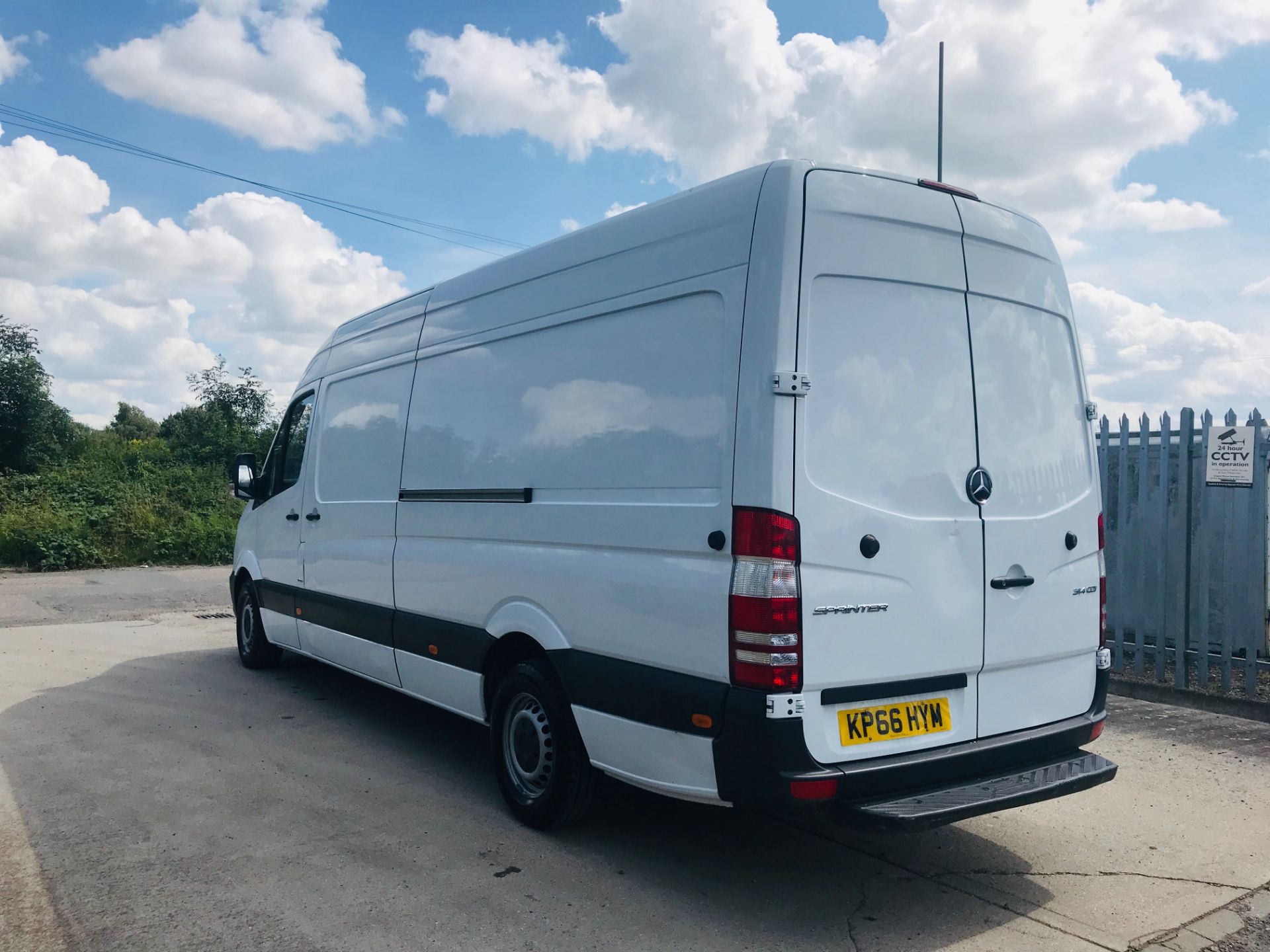 MERCEDES SPRINTER 314CDI BLUE EFFICIENCY 'LWB" EURO 6 - 2017 MODEL - 1 OWNER - UNDER WARRANTY!!! - Image 7 of 17