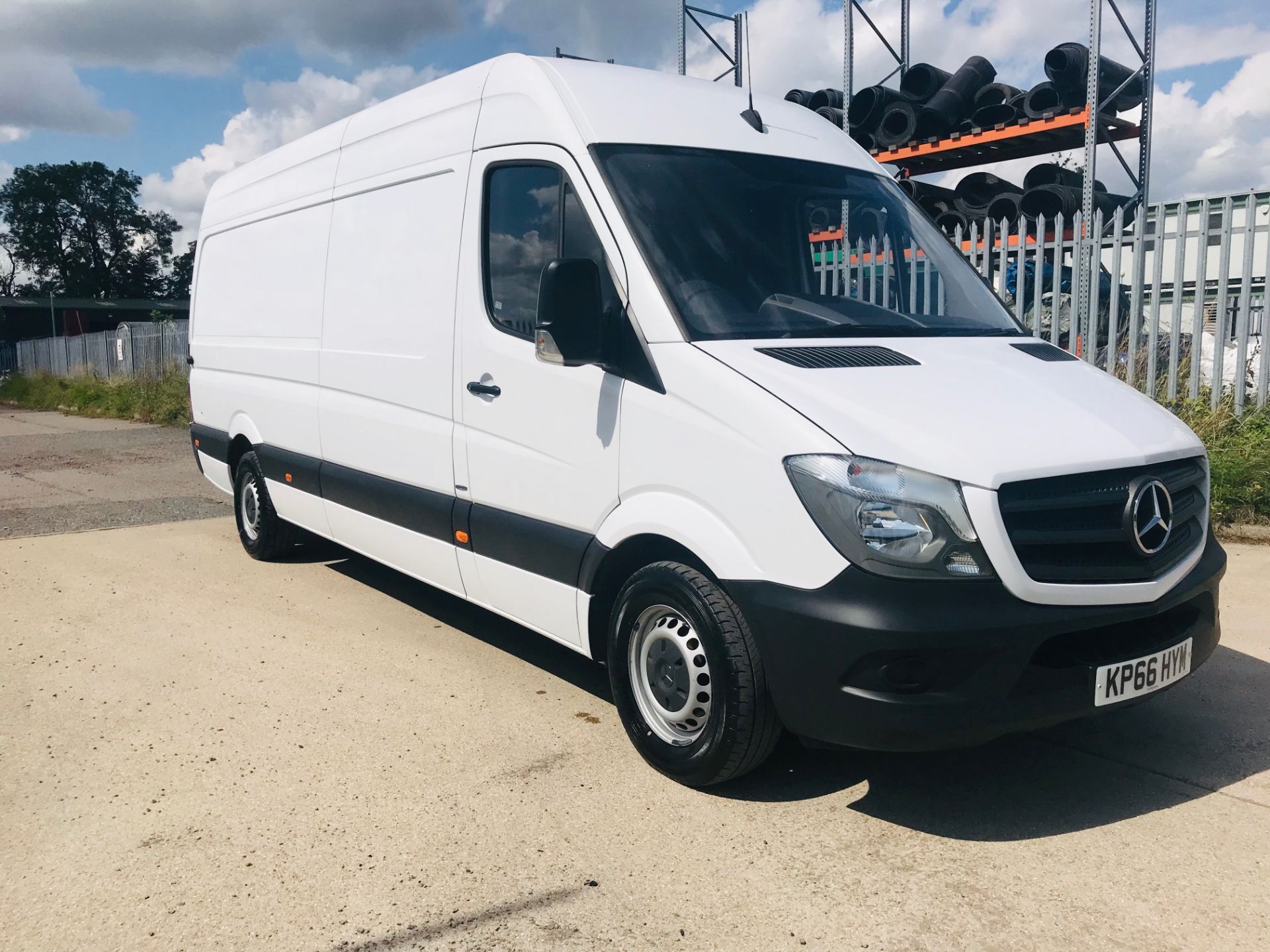 MERCEDES SPRINTER 314CDI BLUE EFFICIENCY 'LWB" EURO 6 - 2017 MODEL - 1 OWNER - UNDER WARRANTY!!! - Bild 3 aus 17