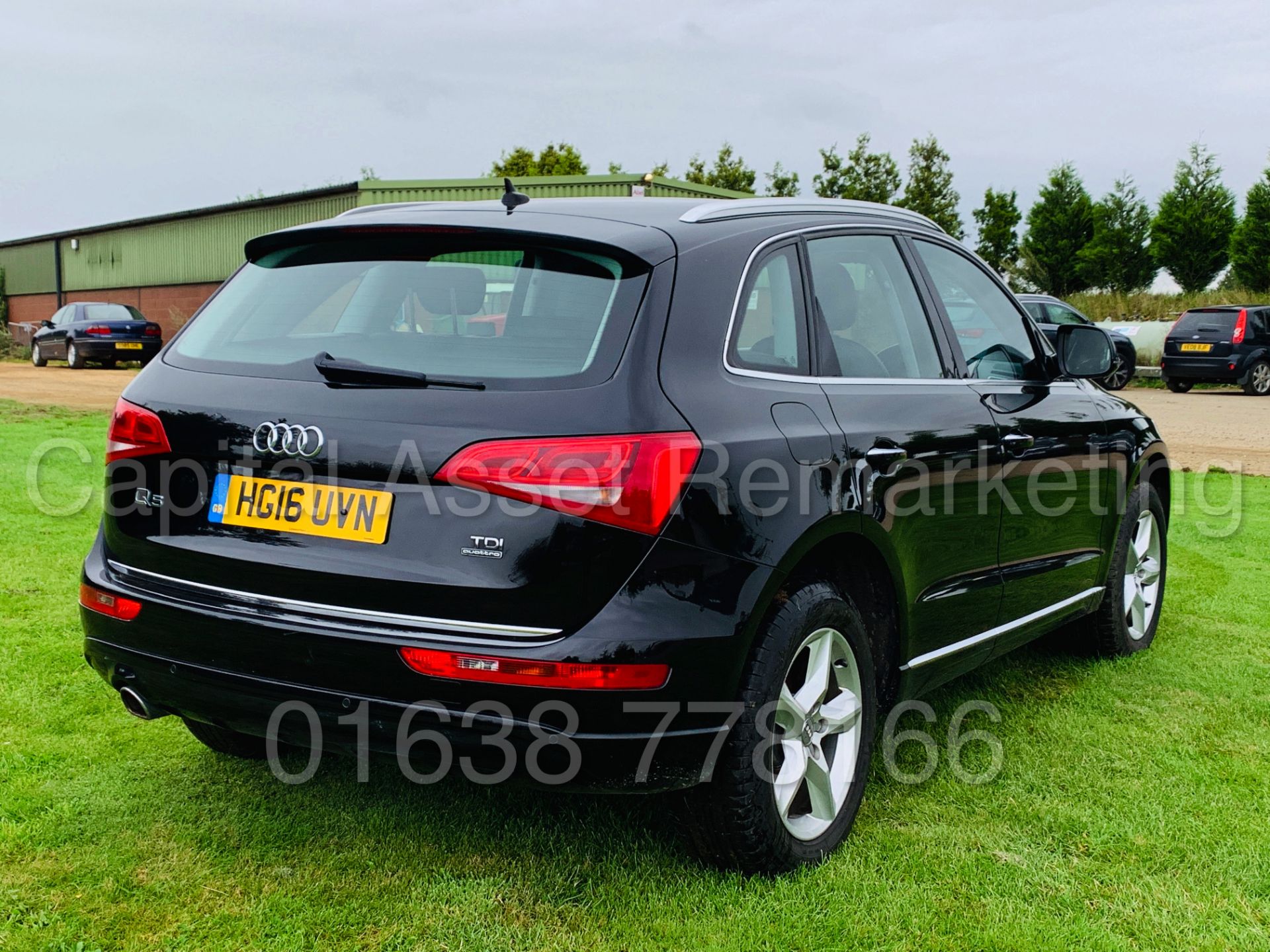 AUDI Q5 *QUATTRO EDITION* 5 DOOR SUV (2016) '2.0 TDI - 150 BHP - 6 SPEED' **SAT NAV** (1 OWNER) - Image 11 of 49