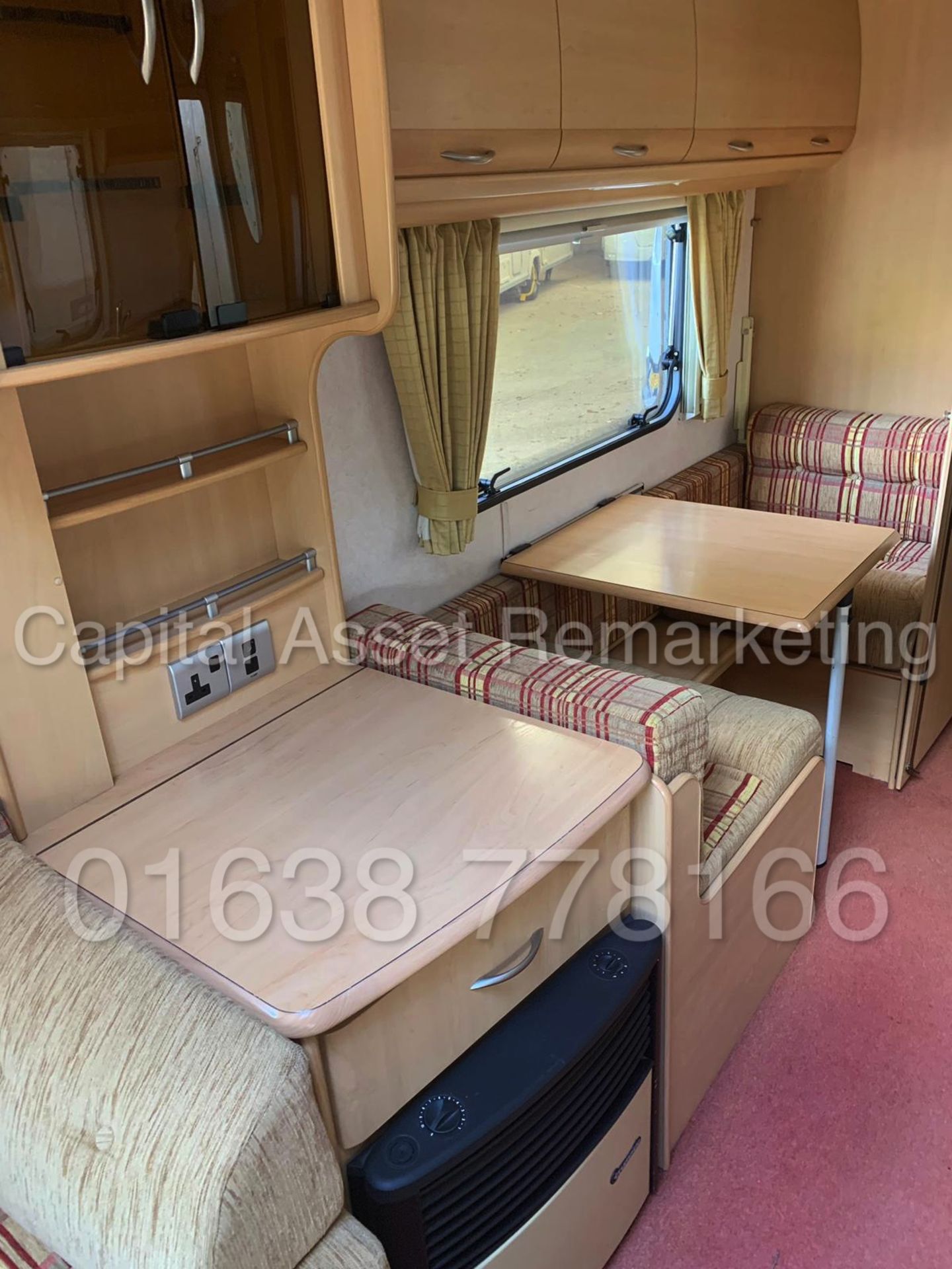 COACHMAN AMARA 520/4 *4 BERTH TOURING CARAVAN* (2005) 'ALKO HITCH - MOTOR MOVER' (NO VAT - SAVE 20%) - Image 8 of 18