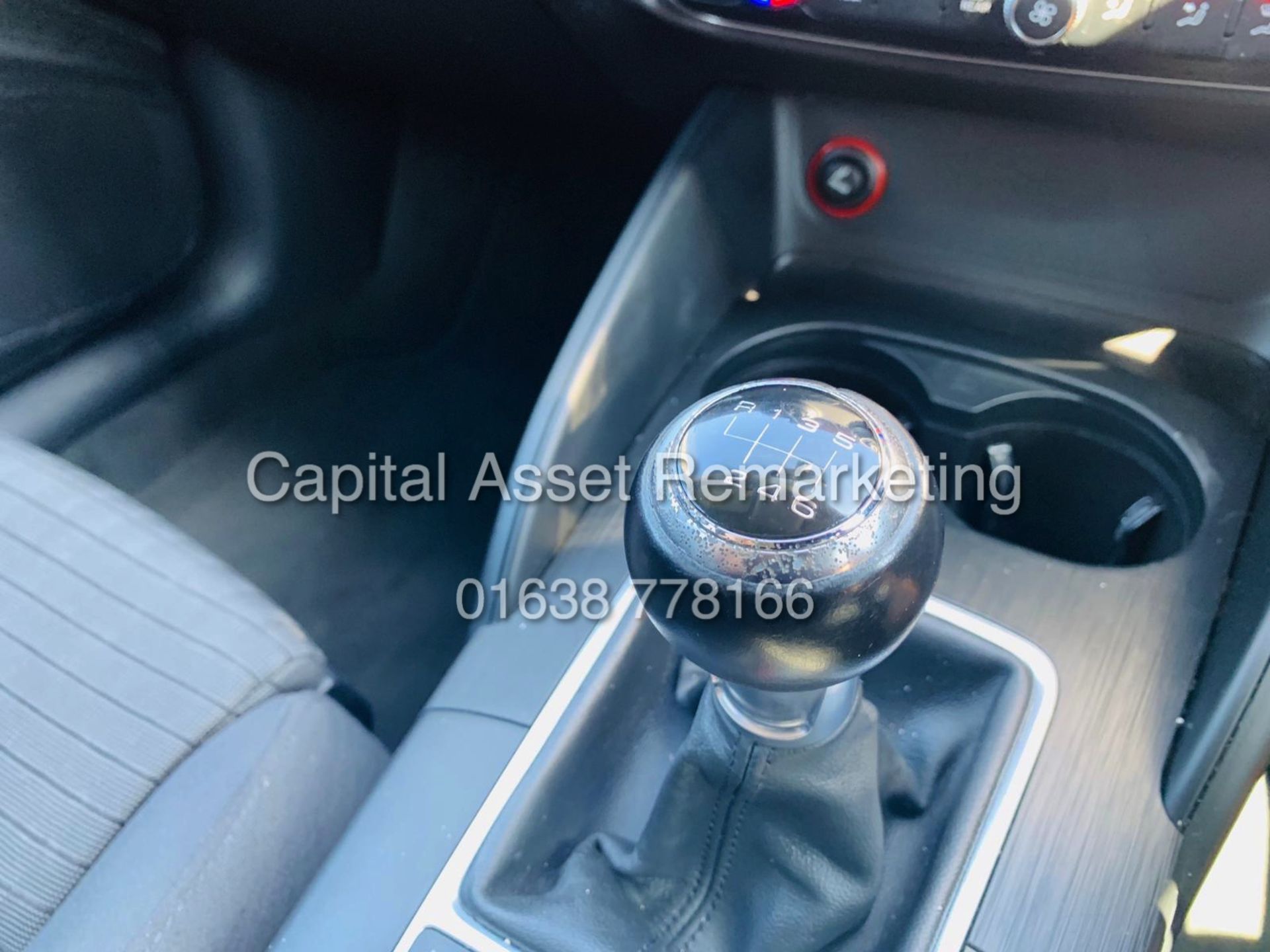 AUDI A3 1.6TDI "SPORT" SALOON (2015 MODEL) 1 KEEPER FSH - CLIMATE / AIR CON / ELEC PACK *GREAT SPEC* - Image 25 of 37