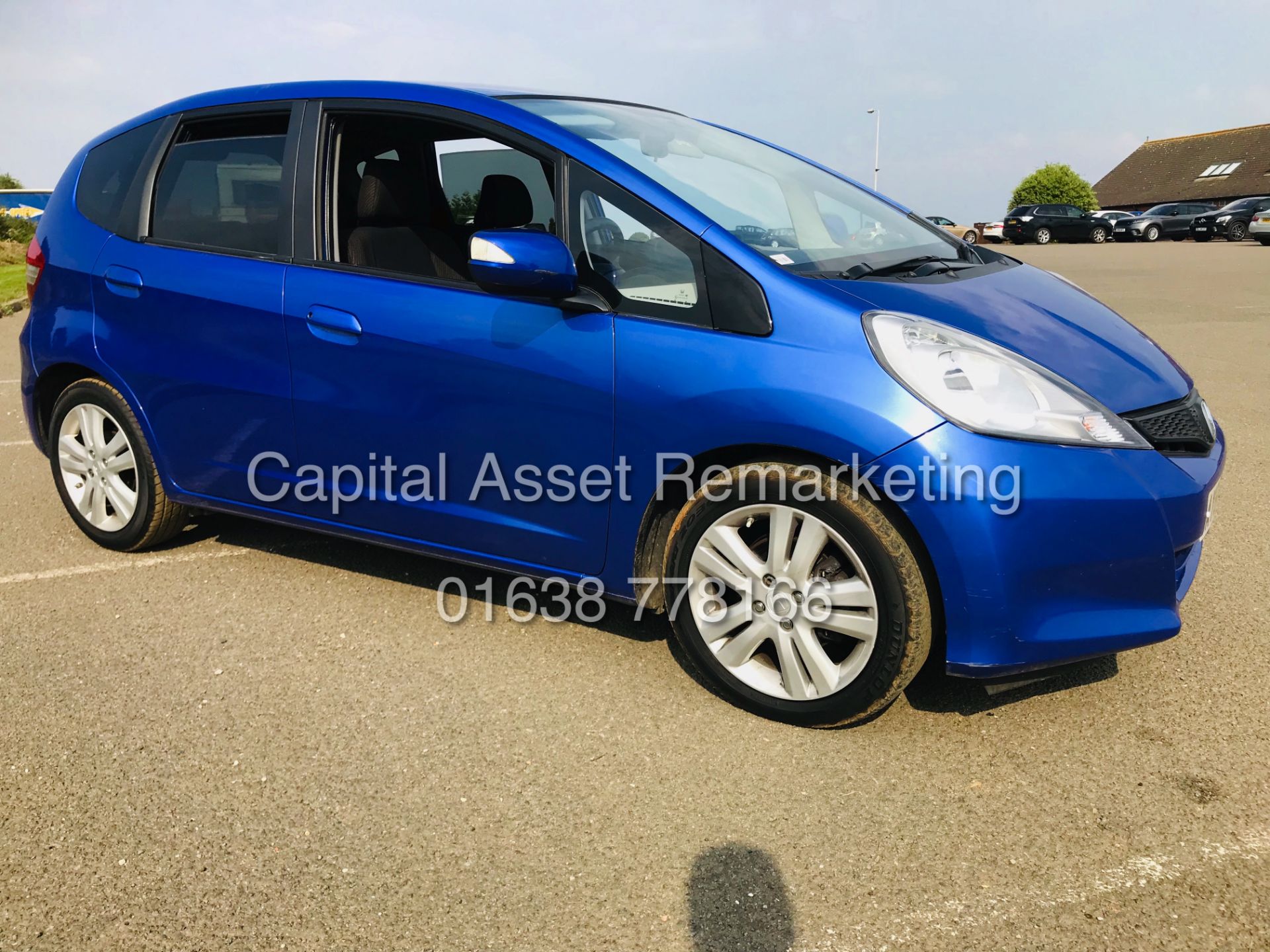 HONDA JAZZ 1.3 ES + IVEC (64 REG) ONLY 24,000 MILES *IDEAL FIRST CAR* NO VAT - SAVE 20%