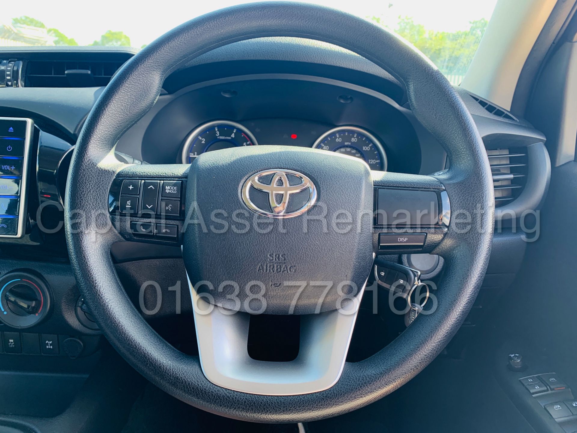 On Sale TOYOTA HILUX *BLACK EDITION* D/CAB PICK-UP (2017 - NEW MODEL) 2.4 D-4D -150 BHP- *LOW MILES* - Image 42 of 43