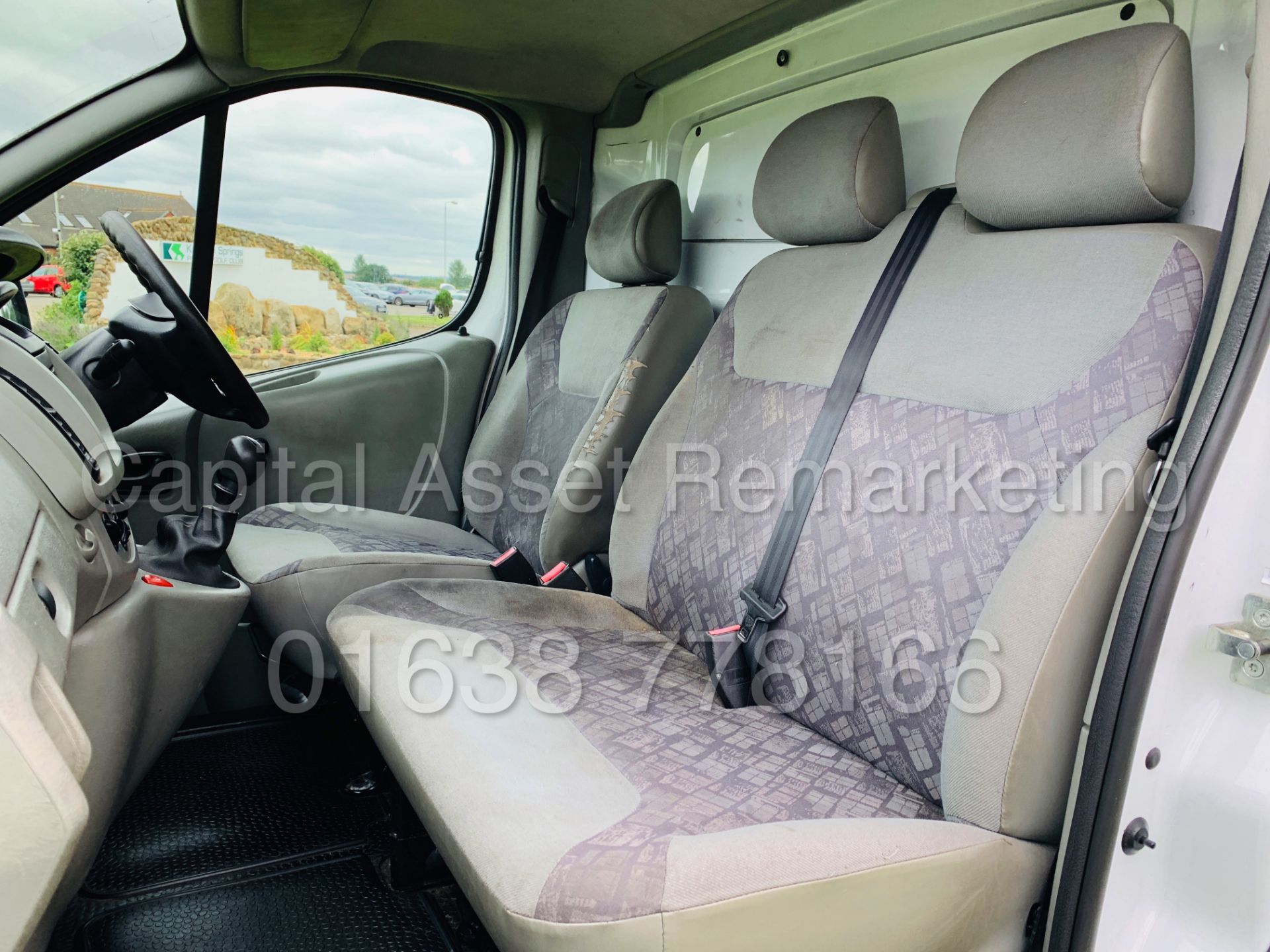 (On Sale) VAUXHALL VIVARO 2900 *SWB -PANEL VAN* (2006) '1.9 DIESEL' **39,000 MILES ONLY** (FULL MOT) - Image 19 of 33