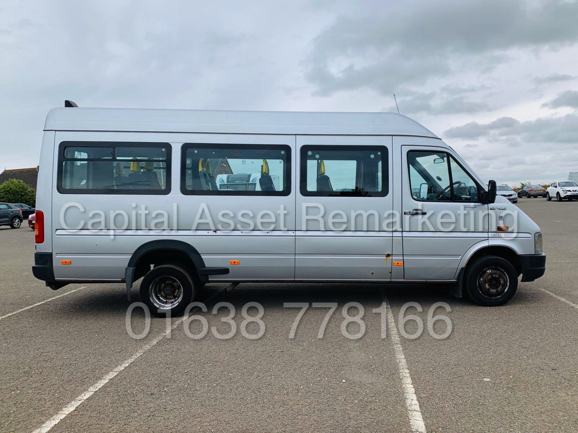 VOLKSWAGEN LT 46 *LWB - 17 SEATER MINI-BUS* (2007 MODEL) '2.8 TDI - 158 BHP' *COACH CONVERSION* - Image 12 of 30