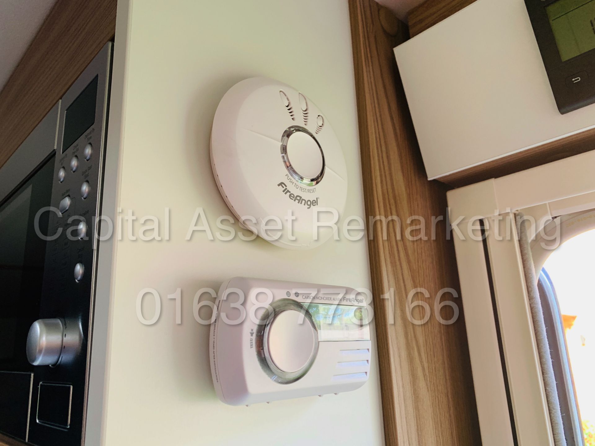 (On Sale) SWIFT AVENTURA Q6FB *6 BERTH LUXURY TOURING CARAVAN* 'DIAMOND PACKAGE - END BEDROOM' LOOK! - Image 24 of 37