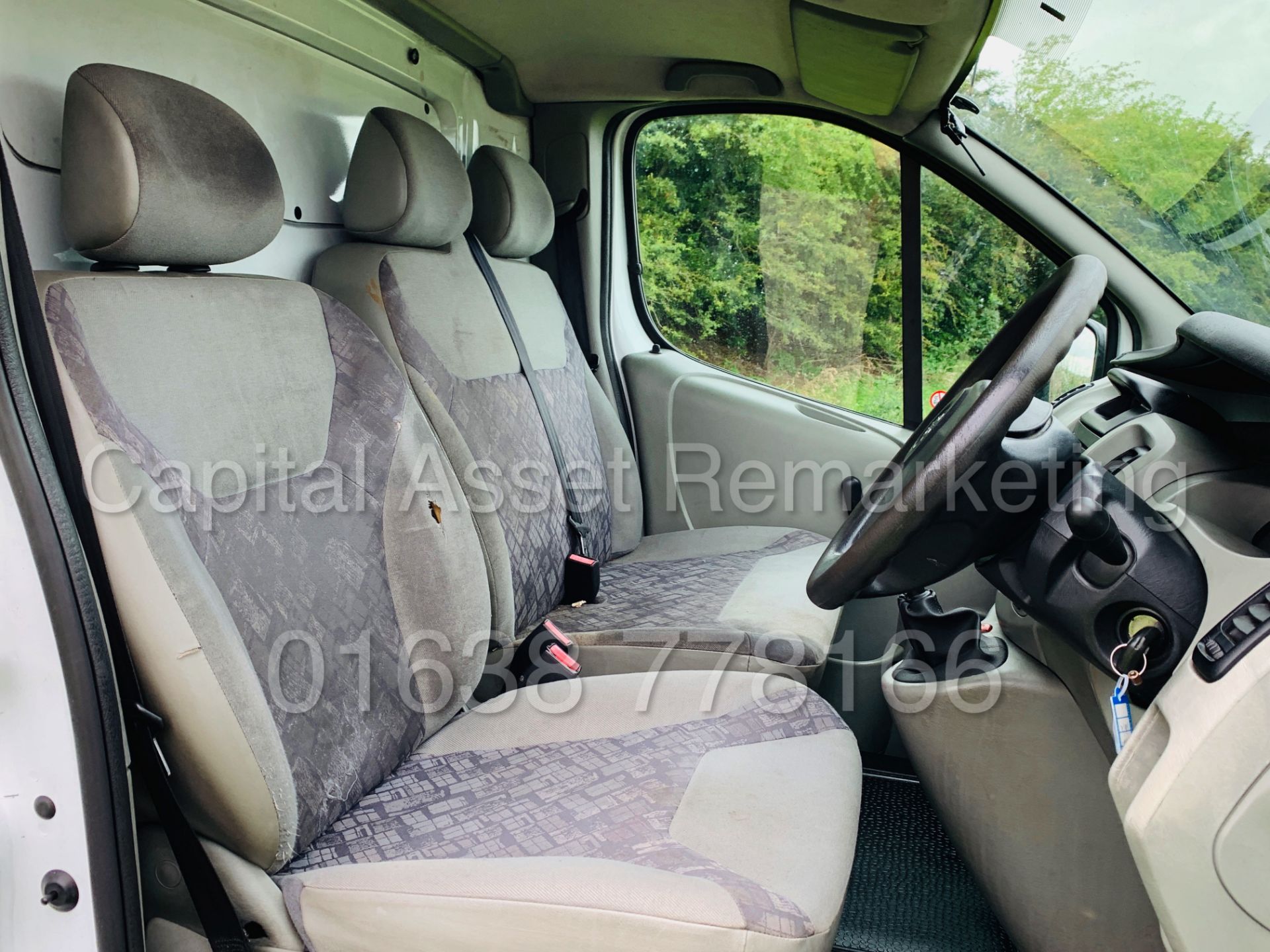 (On Sale) VAUXHALL VIVARO 2900 *SWB -PANEL VAN* (2006) '1.9 DIESEL' **39,000 MILES ONLY** (FULL MOT) - Image 23 of 33