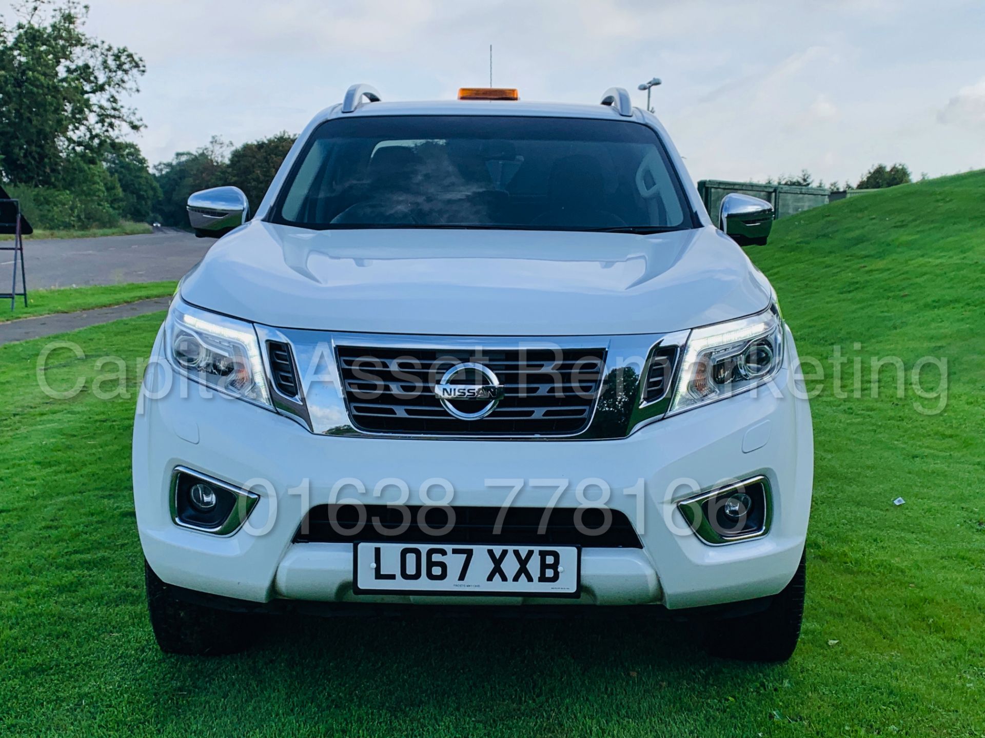 (On Sale) NISSAN NAVARA *TEKNA EDITION* DOUBLE CAB PICK-UP (67 REG) '2.3 DCI - 6 SPEED' (1 OWNER) - Image 4 of 58