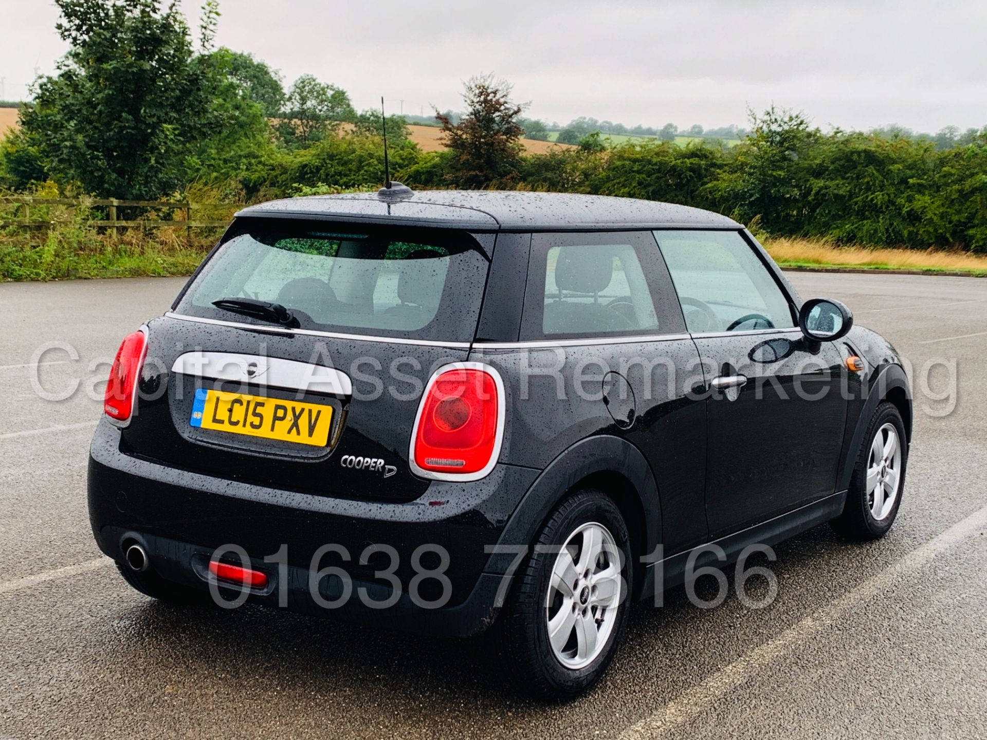 (On Sale) MINI COOPER D *3 DOOR HATCHBACK* (2015) '1.5 DIESEL - 115 BHP - 6 SPEED' *KEYLESS START* - Image 10 of 41