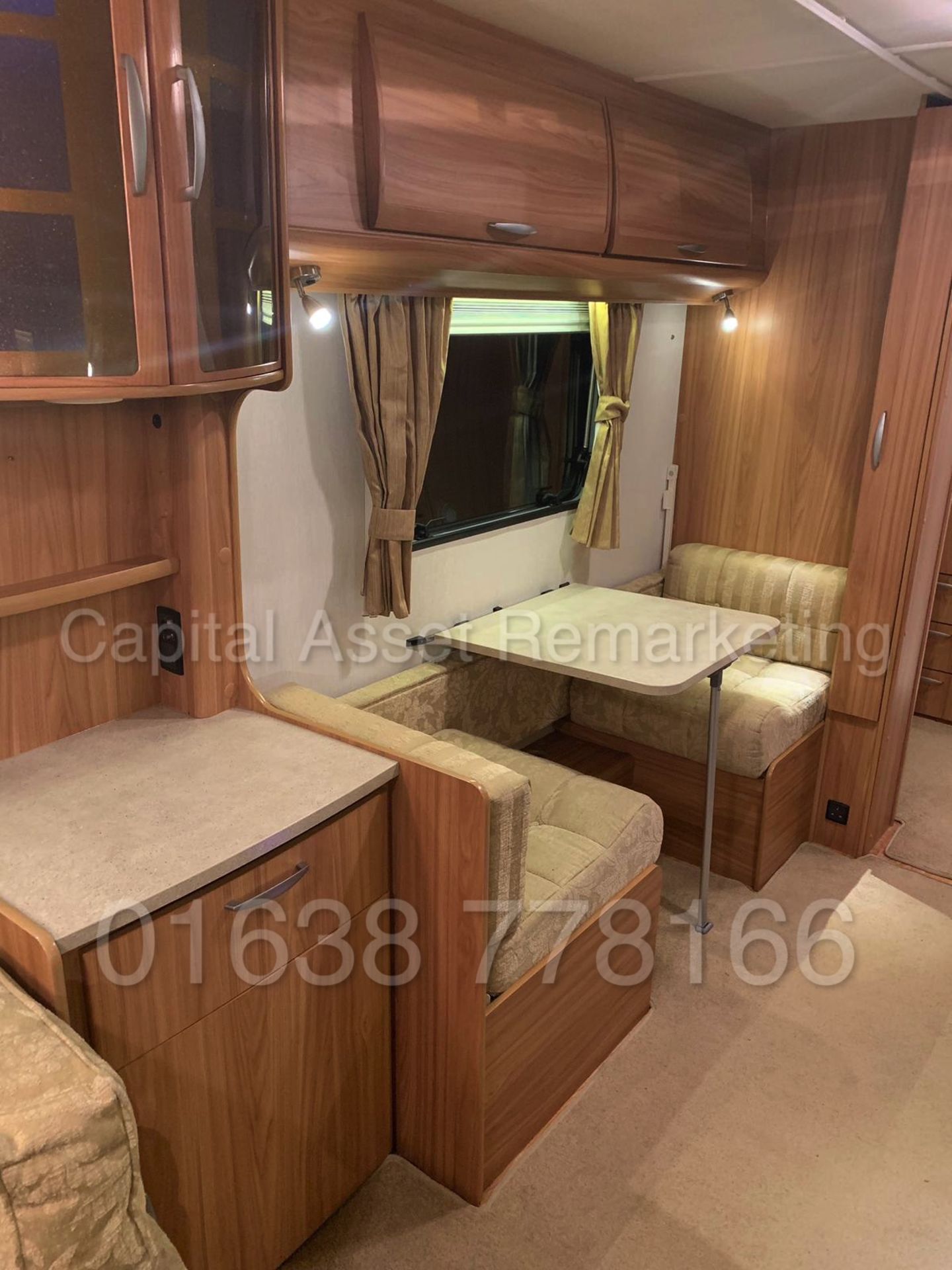 LUNAR CLUBMAN *ES EDITION* 4 BERTH TOURING CARAVAN (2011) *MOTOR MOVER - ALDE HEATING* (HUGE SPEC) - Image 10 of 21