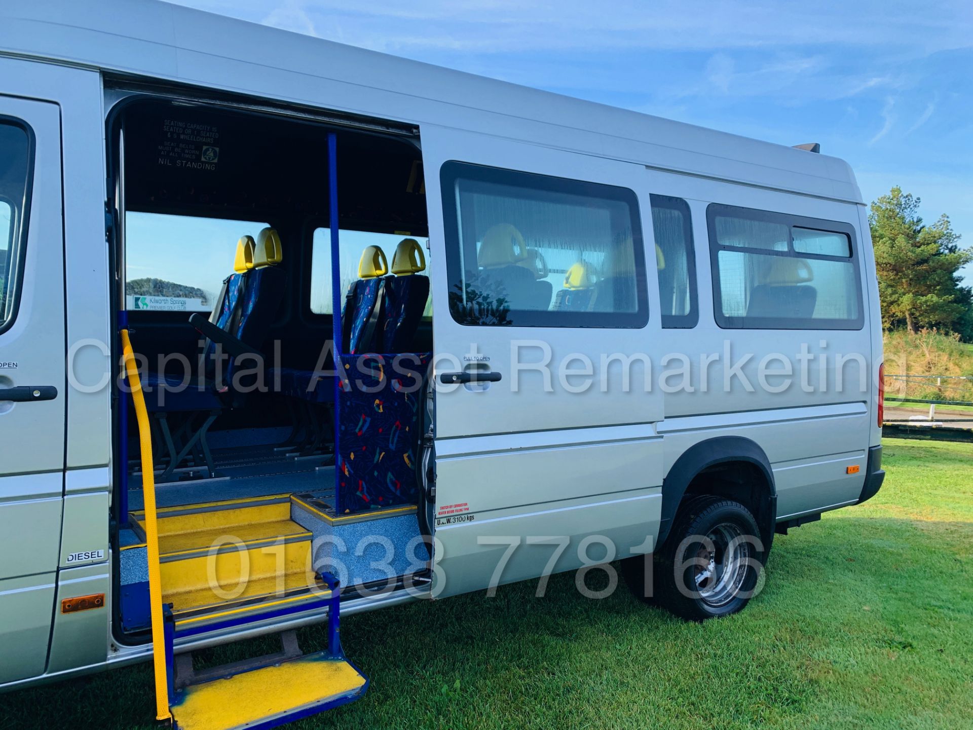 VOLKSWAGEN LT 46 *LWB - 16 SEATER MINI-BUS* (2007 MODEL) '2.8 TDI - 158 BHP' *COACH CONVERSION* - Image 23 of 52