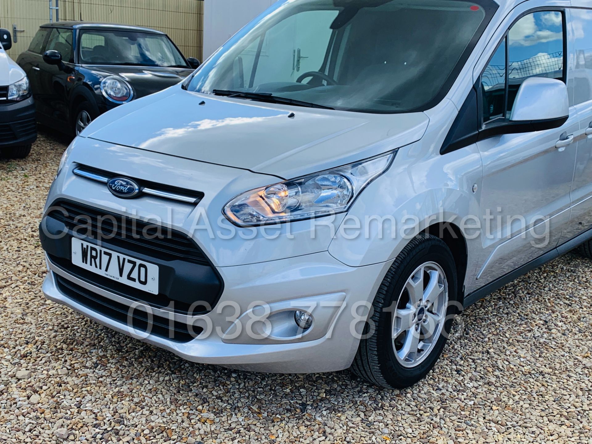 FORD TRANSIT CONNECT *LIMITED EDITION* SWB PANEL VAN (2017) '1.5 TDCI- 120 BHP - 6 SPEED' *TOP SPEC* - Image 14 of 44