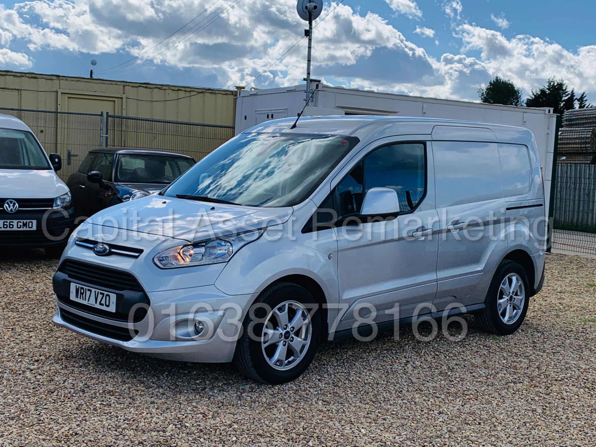 FORD TRANSIT CONNECT *LIMITED EDITION* SWB PANEL VAN (2017) '1.5 TDCI- 120 BHP - 6 SPEED' *TOP SPEC* - Image 5 of 44