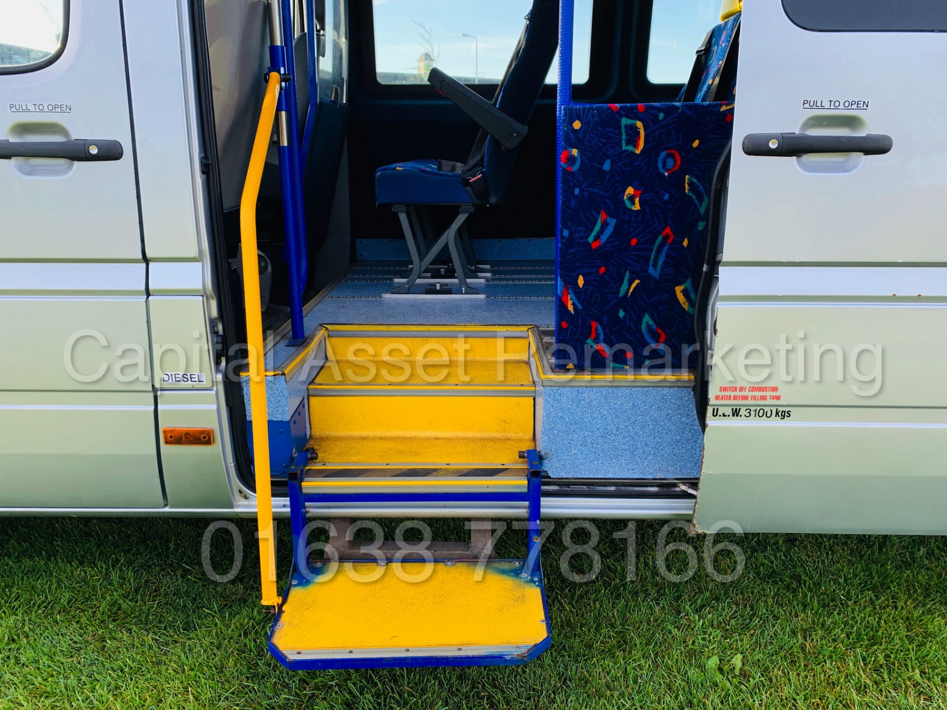 VOLKSWAGEN LT 46 *LWB - 16 SEATER MINI-BUS* (2007 MODEL) '2.8 TDI - 158 BHP' *COACH CONVERSION* - Image 25 of 52