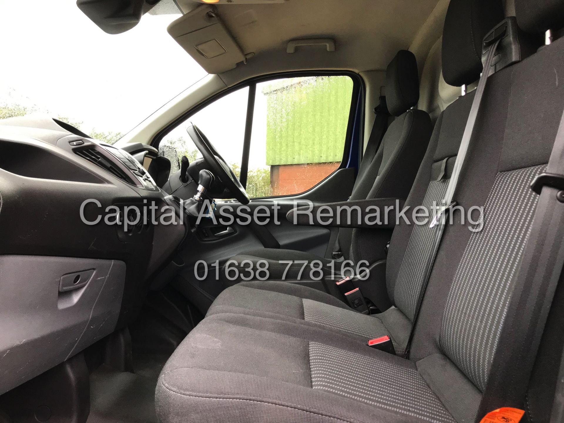 FORD TRANSIT CUSTOM "TREND" 2.0TDCI "130BHP - 6 SPEED" 340 MODEL (2017 MODEL) 1 OWNER - ONLY 40K - Image 15 of 17