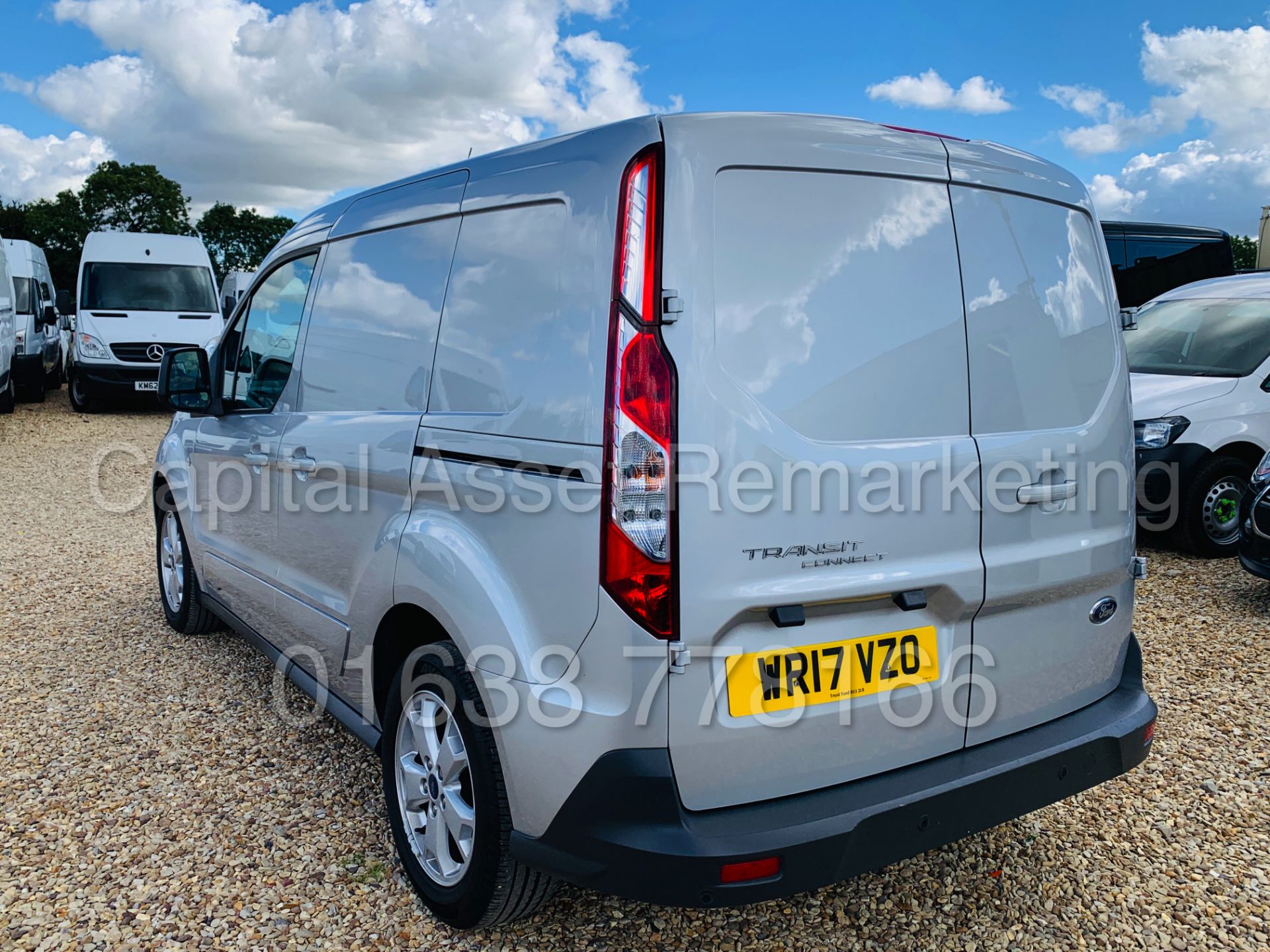 FORD TRANSIT CONNECT *LIMITED EDITION* SWB PANEL VAN (2017) '1.5 TDCI- 120 BHP - 6 SPEED' *TOP SPEC* - Image 8 of 44