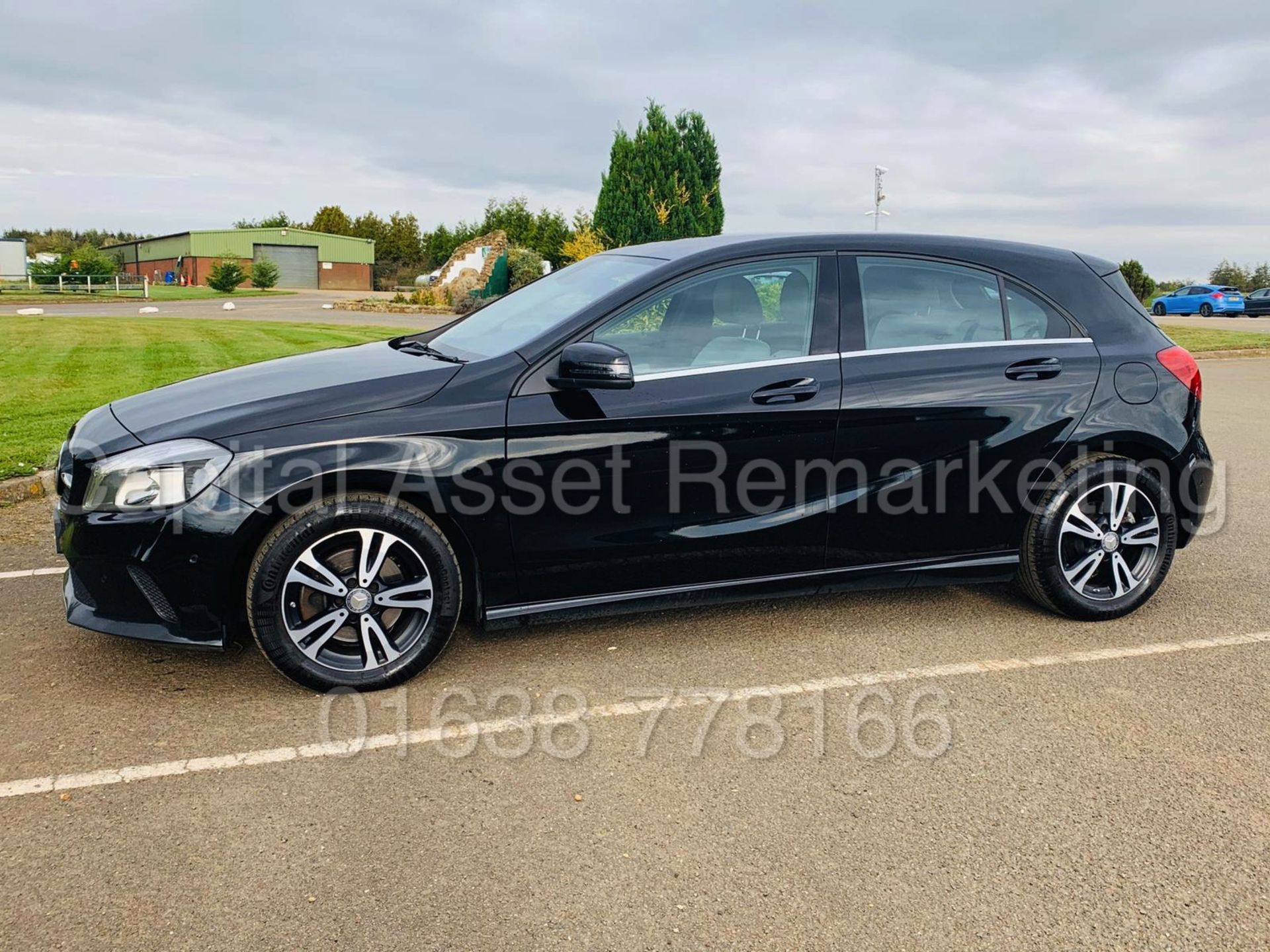 MERCEDES-BENZ A200D *EXECUTIVE EDITION* 5 DOOR (2016 - NEW MODEL) 'STOP/START - SAT NAV' *HUGE SPEC* - Image 7 of 46