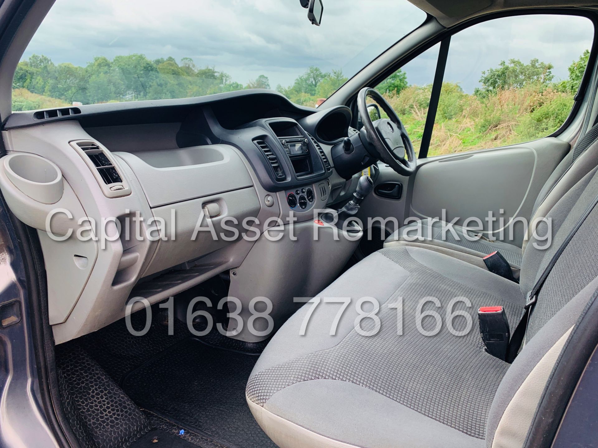 VAUXHALL VIVARO *SWB - 5 SEATER / WHEEL CHAIR ACCESS VEHICLE* (2014) '2.0 CDTI - 6 SPEED' - Image 16 of 41