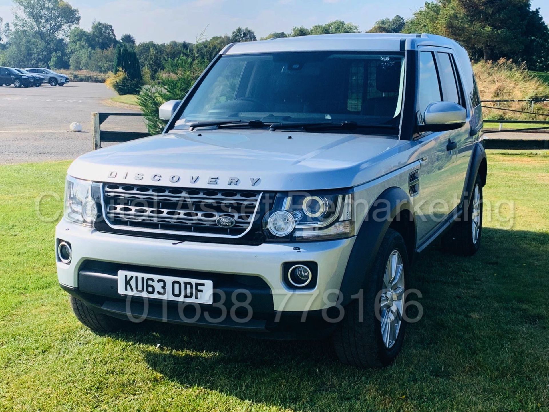 LAND ROVER DISCOVERY *XS EDITION* (2014) '3.0 SDV6 - 255 BHP - 8 SPEED AUTO' *LEATHER & SAT NAV* - Image 2 of 50