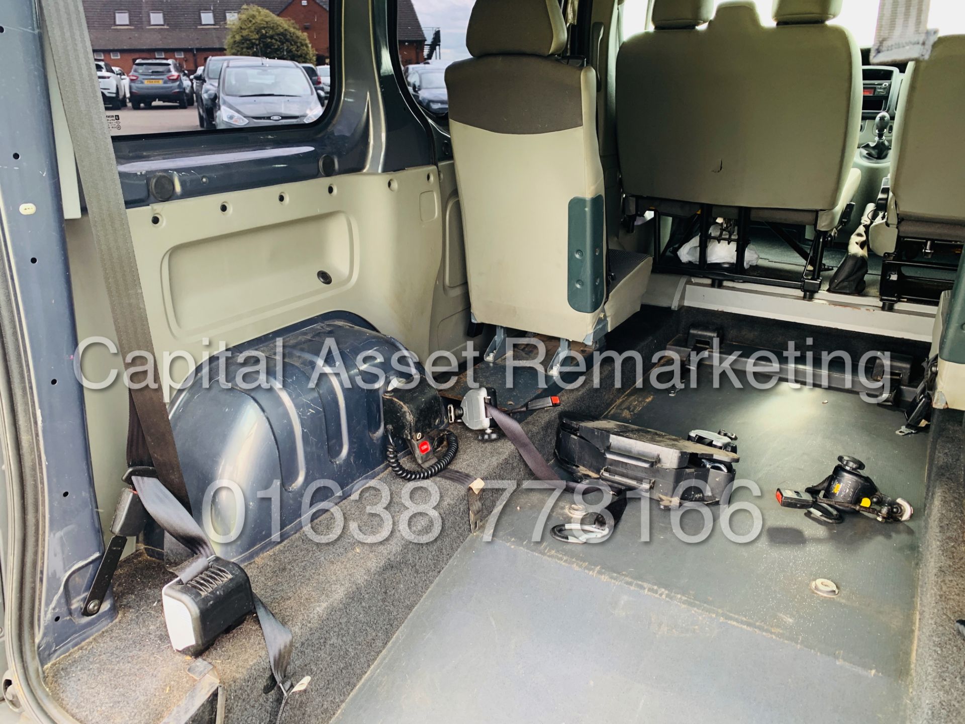 VAUXHALL VIVARO *SWB - 5 SEATER / WHEEL CHAIR ACCESS VEHICLE* (2014) '2.0 CDTI - 6 SPEED' - Image 23 of 41