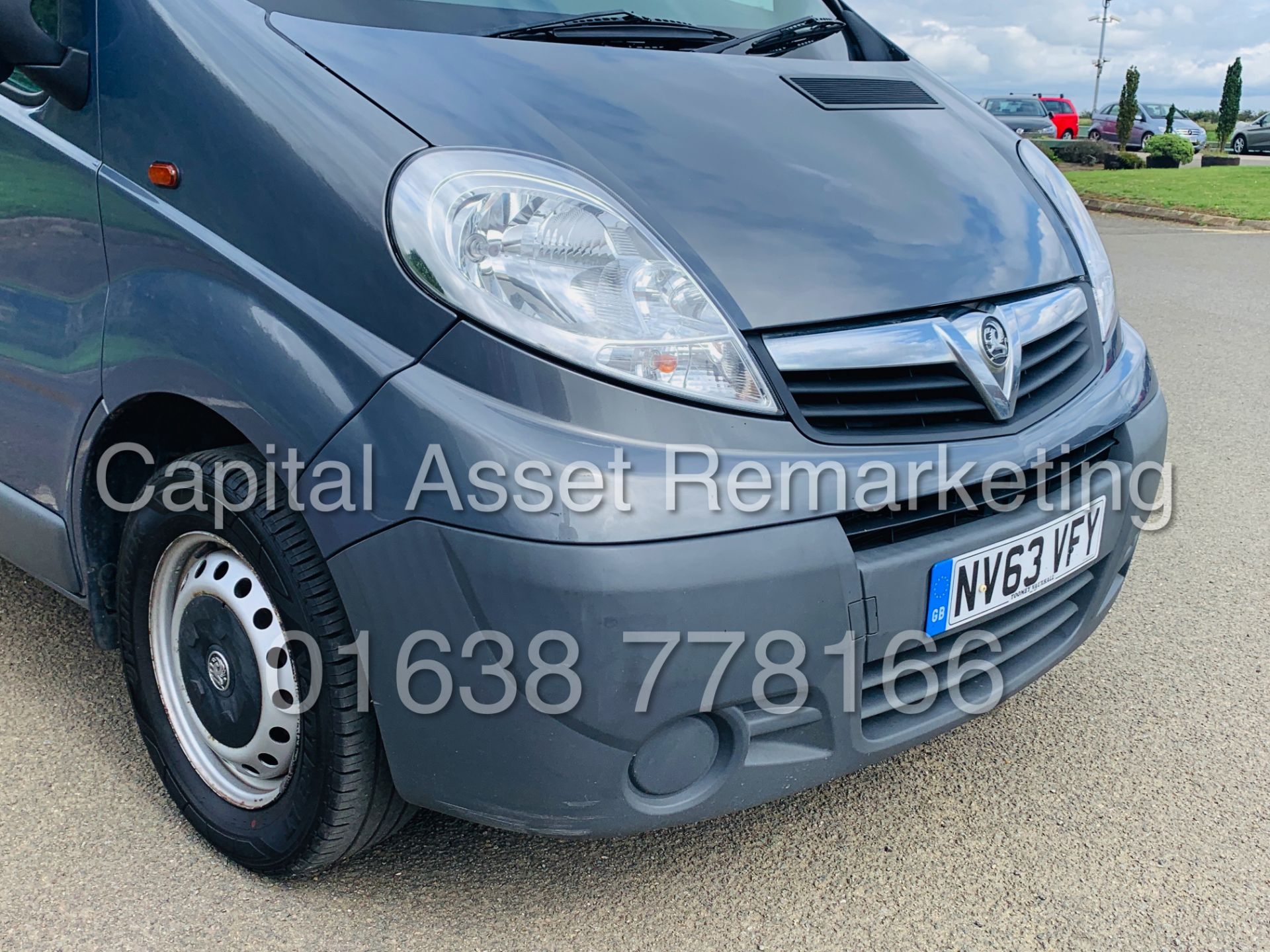 VAUXHALL VIVARO *SWB - 5 SEATER / WHEEL CHAIR ACCESS VEHICLE* (2014) '2.0 CDTI - 6 SPEED' - Image 13 of 41