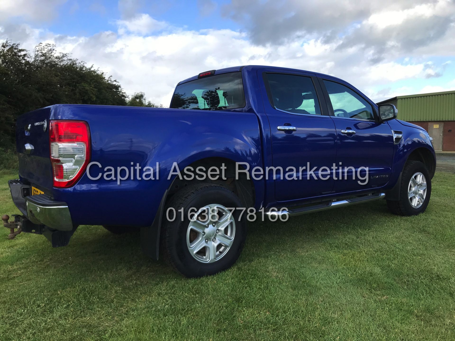 FORD RANGER "LIMITED" 2.2TDCI (2016 MODEL) 1 OWNER FSH -FULL LEATHER -AIR CON & CLIMATE *GREAT SPEC* - Image 11 of 25