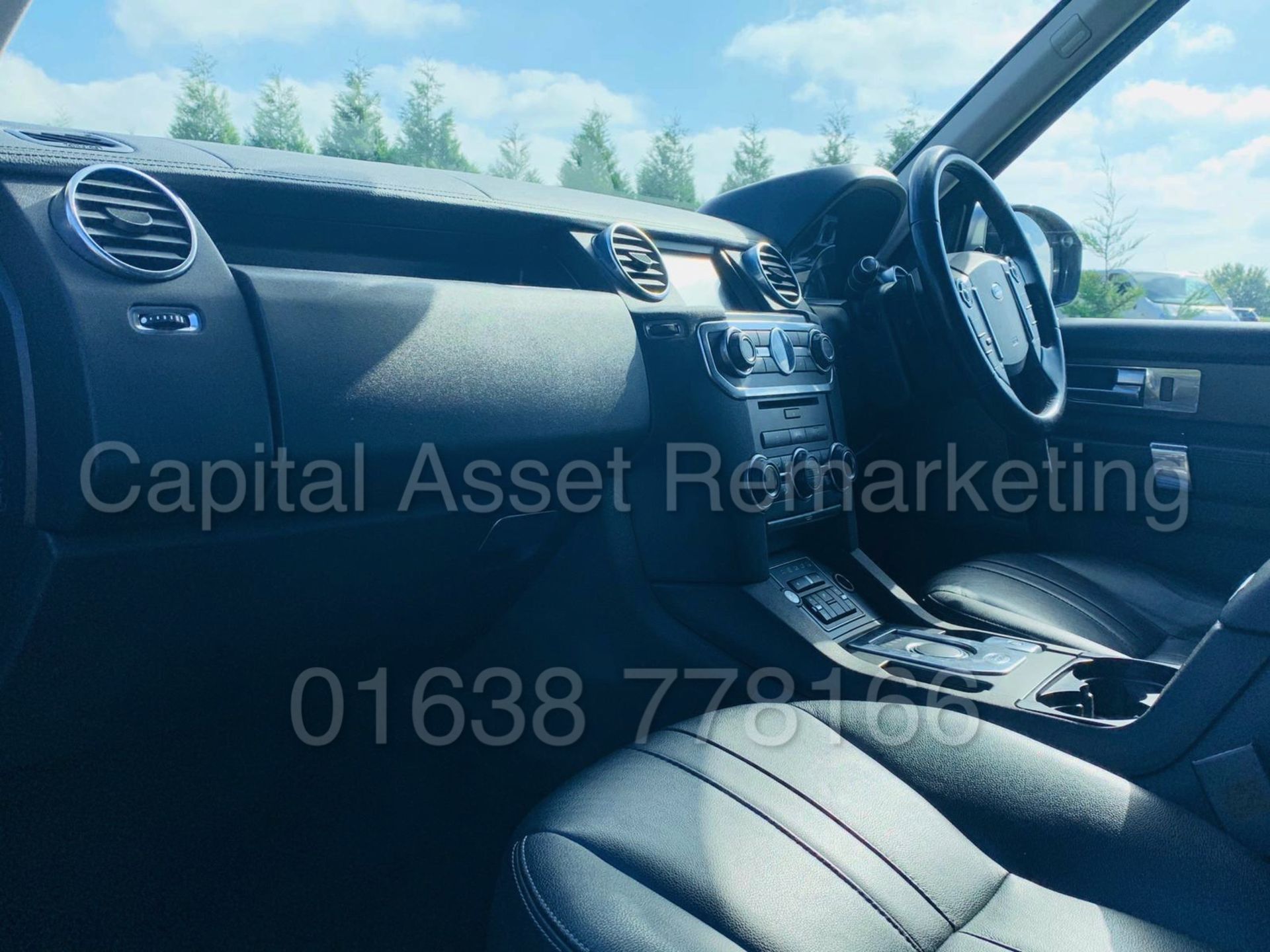 LAND ROVER DISCOVERY *XS EDITION* (2014) '3.0 SDV6 - 255 BHP - 8 SPEED AUTO' *LEATHER & SAT NAV* - Image 23 of 50